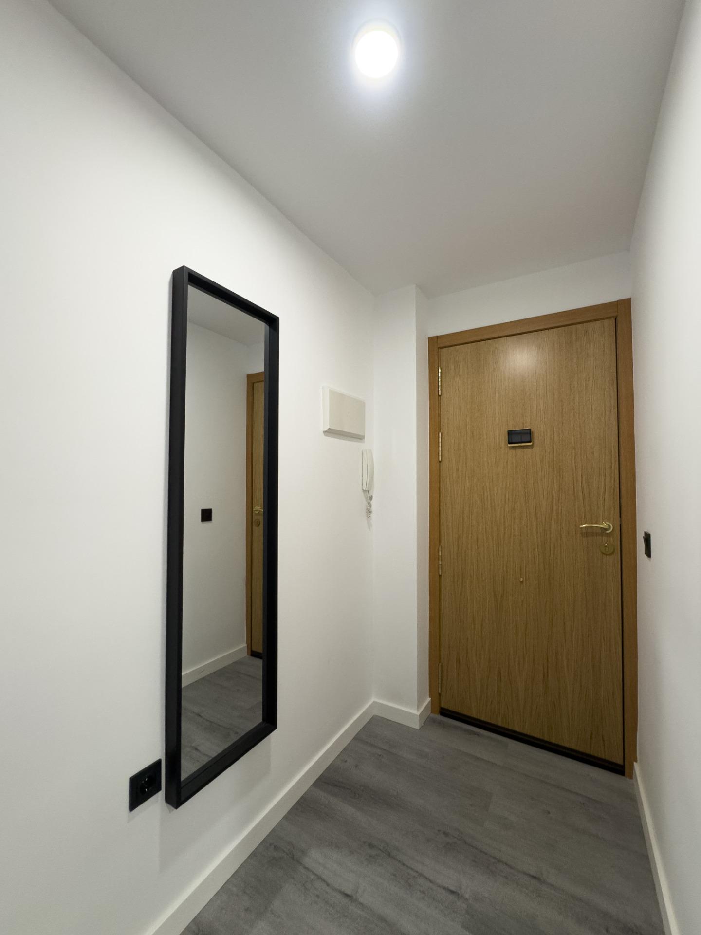 For sale - 2 Bedroom 1 Bathroom Apartment in Torrevieja - Curva Del Palangre  - Alicante