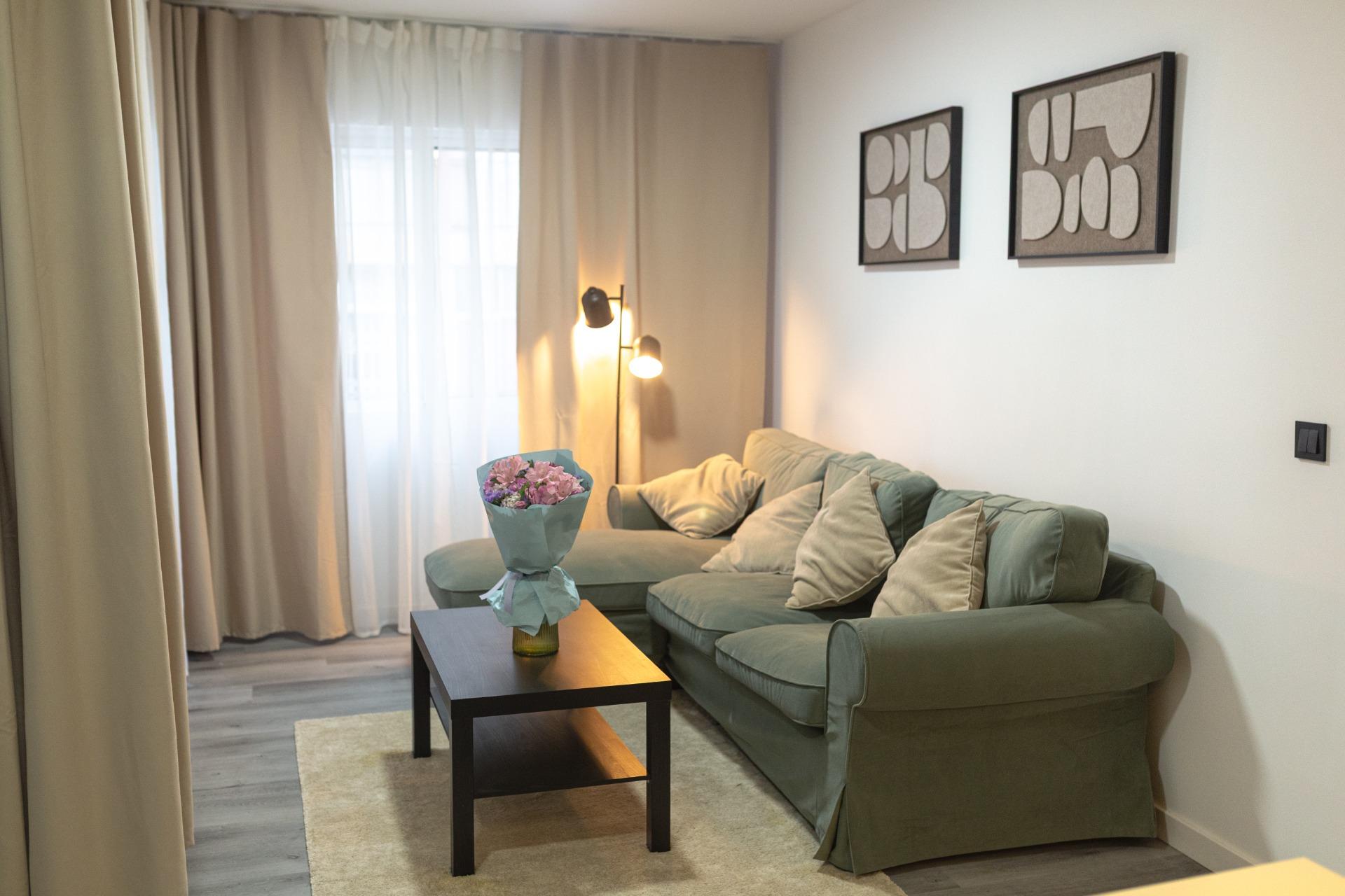 For sale - 2 Bedroom 1 Bathroom Apartment in Torrevieja - Curva Del Palangre  - Alicante