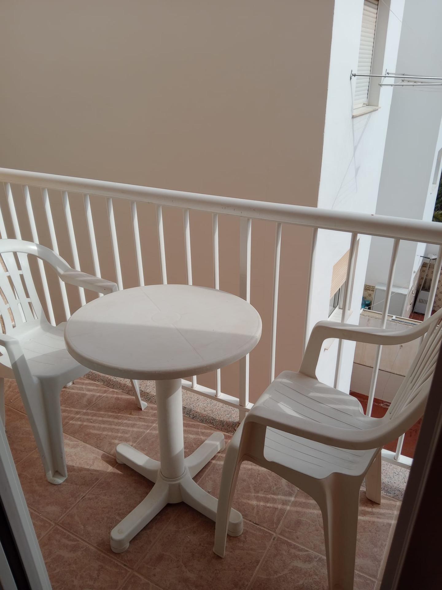 For sale - 3 Bedroom 1 Bathroom Apartment in Torrevieja - Playa Del Cura  - Alicante