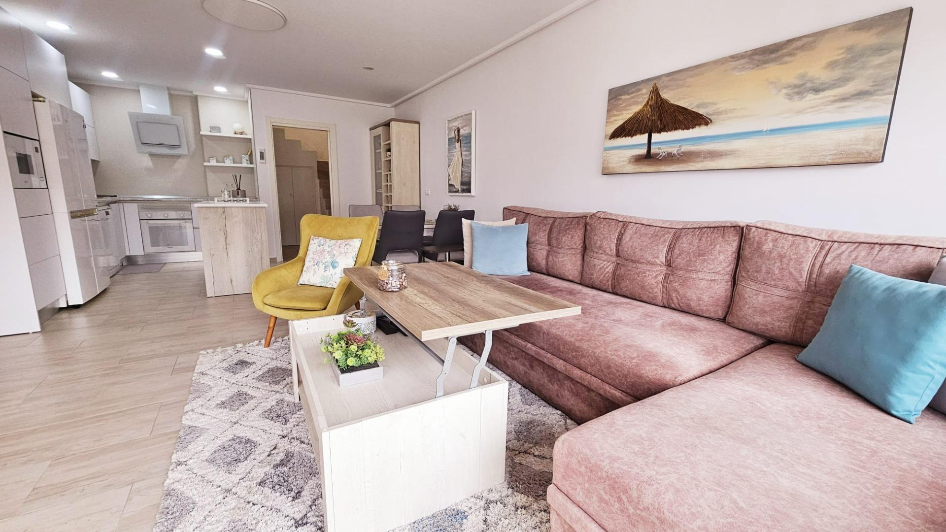 For sale - 2 Bedroom 2 Bathroom Duplex in Torrevieja - La Siesta  - Alicante