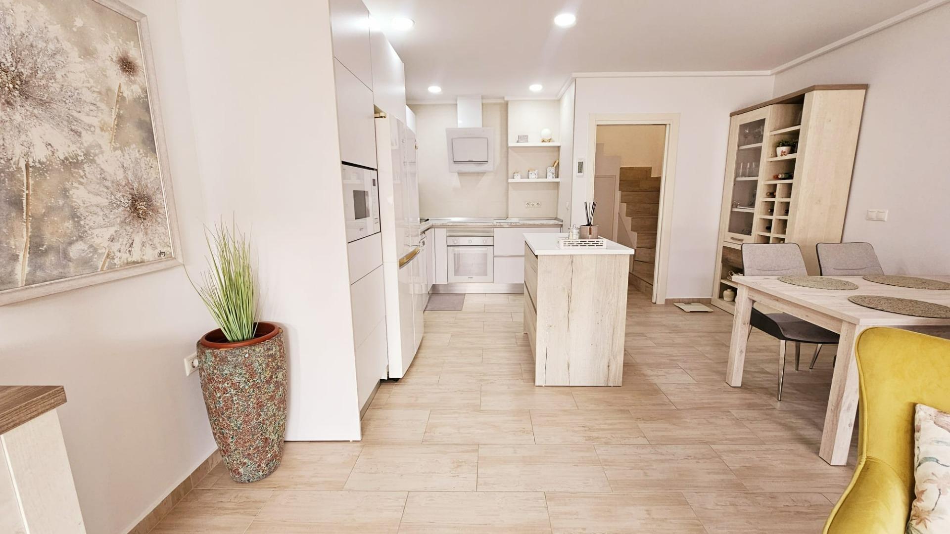 For sale - 2 Bedroom 2 Bathroom Duplex in Torrevieja - La Siesta  - Alicante