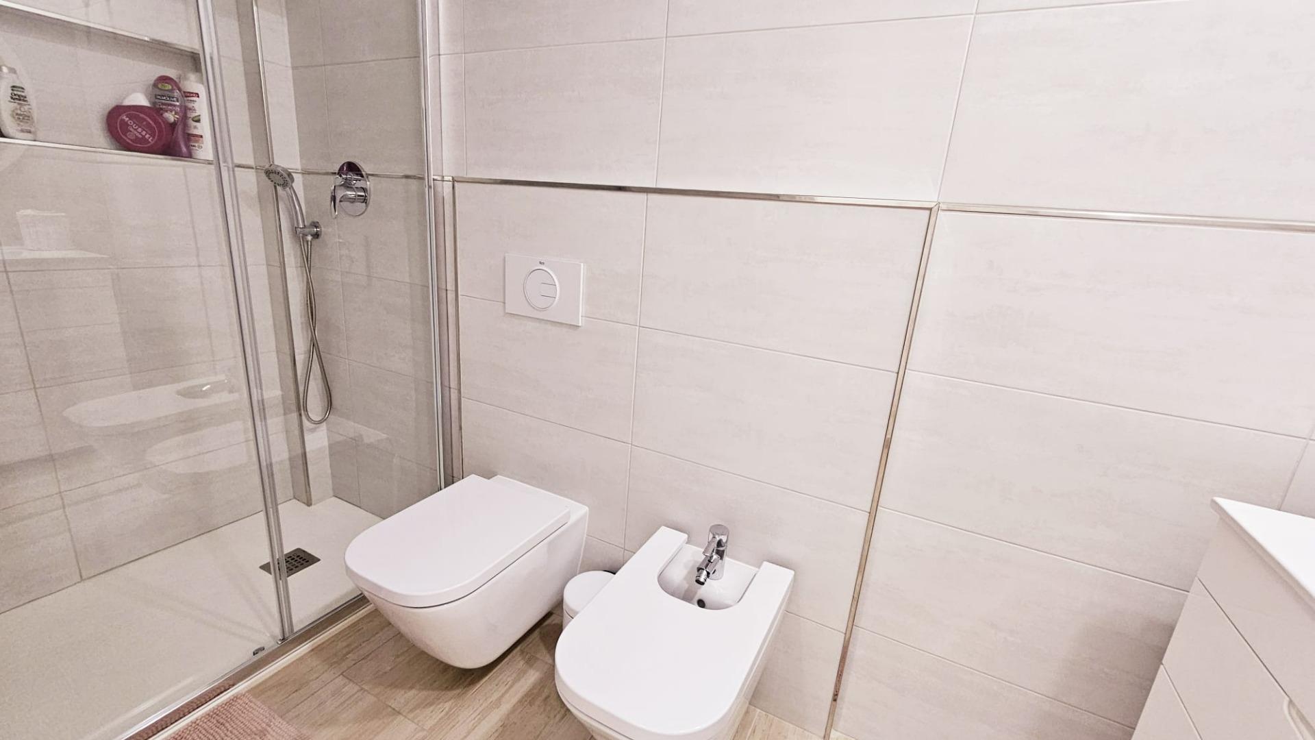 For sale - 2 Bedroom 2 Bathroom Duplex in Torrevieja - La Siesta  - Alicante