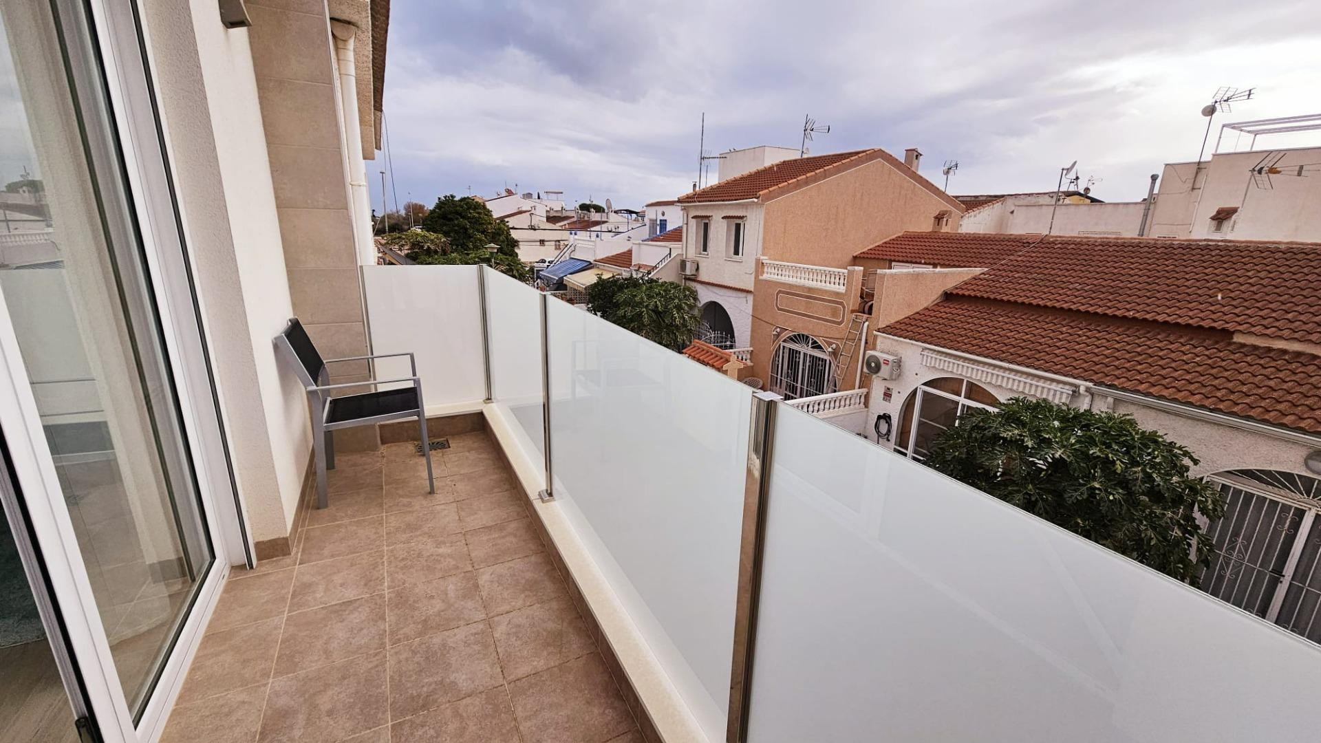 For sale - 2 Bedroom 2 Bathroom Duplex in Torrevieja - La Siesta  - Alicante