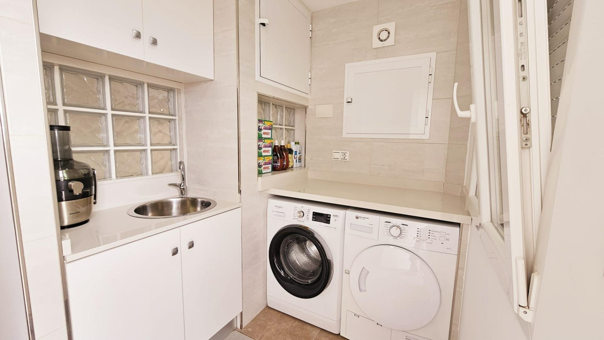 For sale - 2 Bedroom 2 Bathroom Duplex in Torrevieja - La Siesta  - Alicante