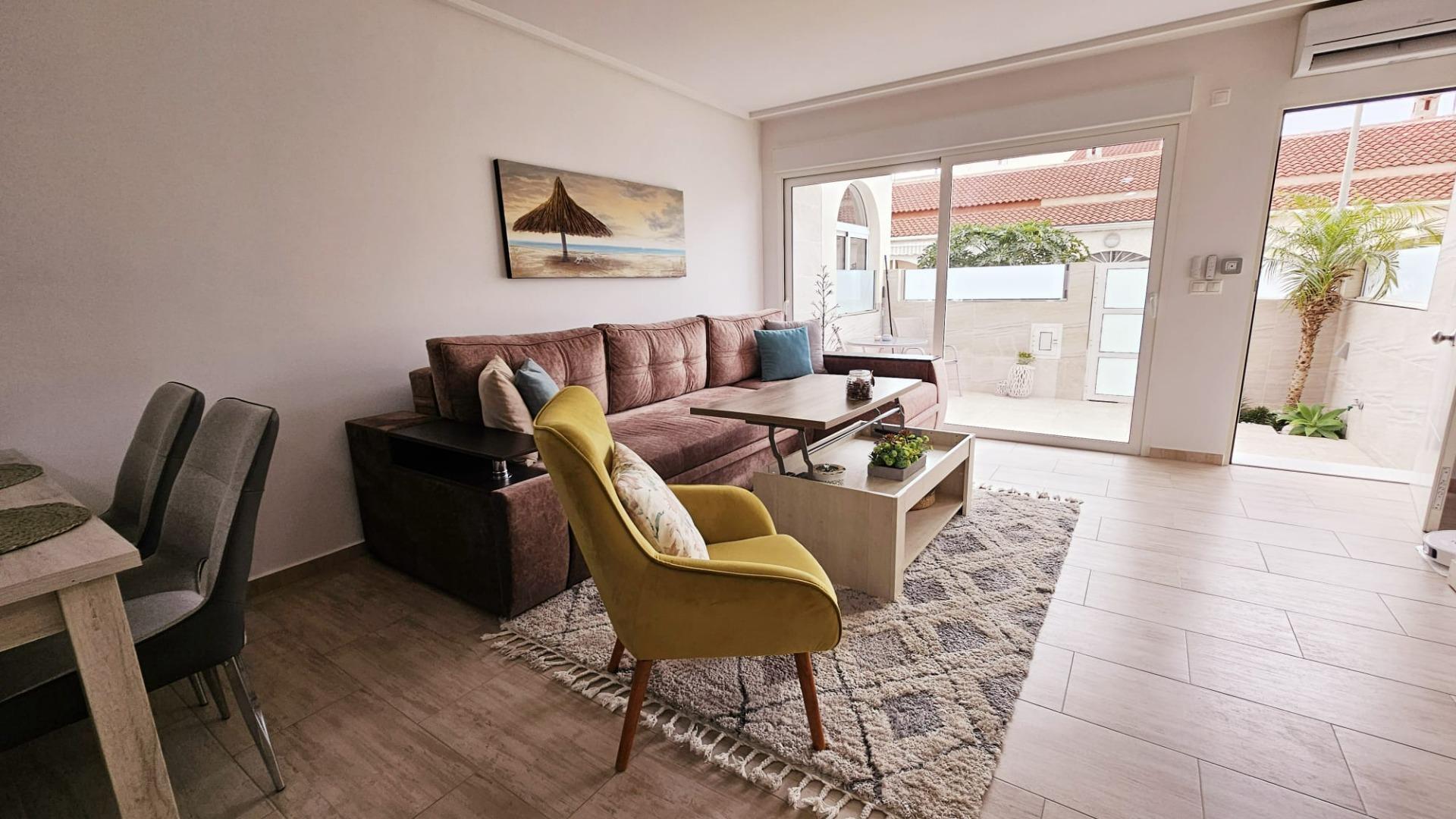 For sale - 2 Bedroom 2 Bathroom Duplex in Torrevieja - La Siesta  - Alicante