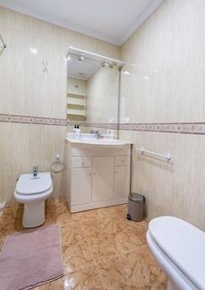 For sale - 4 Bedroom 2 Bathroom Apartment in Torrevieja - Playa Del Cura  - Alicante