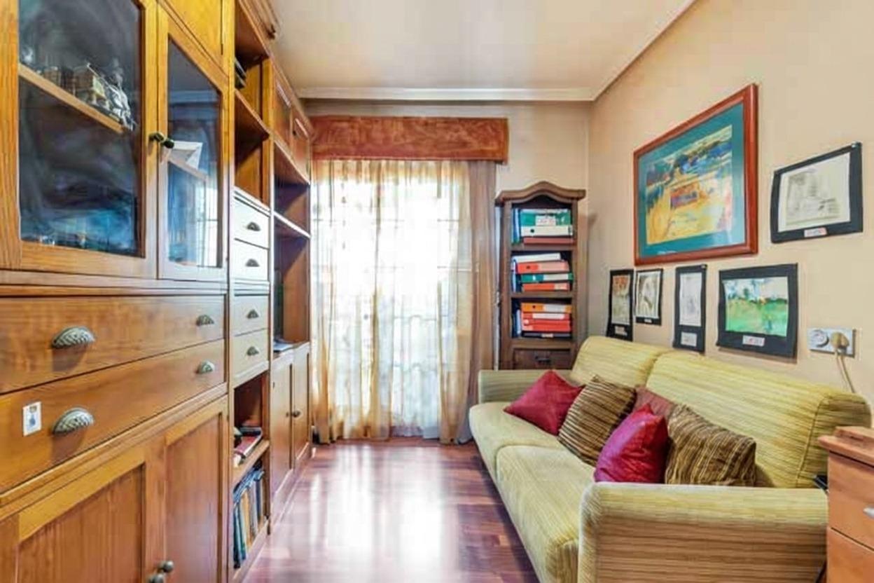 For sale - 4 Bedroom 2 Bathroom Villa in Torrevieja - aguas nuevas  - Alicante