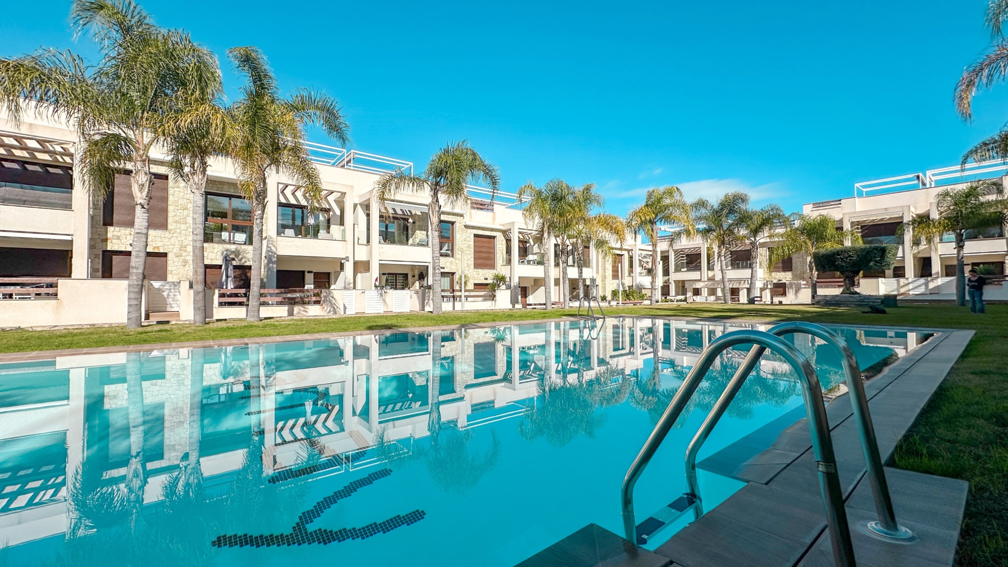For sale - 3 Bedroom 2 Bathroom Apartment in Torrevieja - Costa Blanca  - Alicante