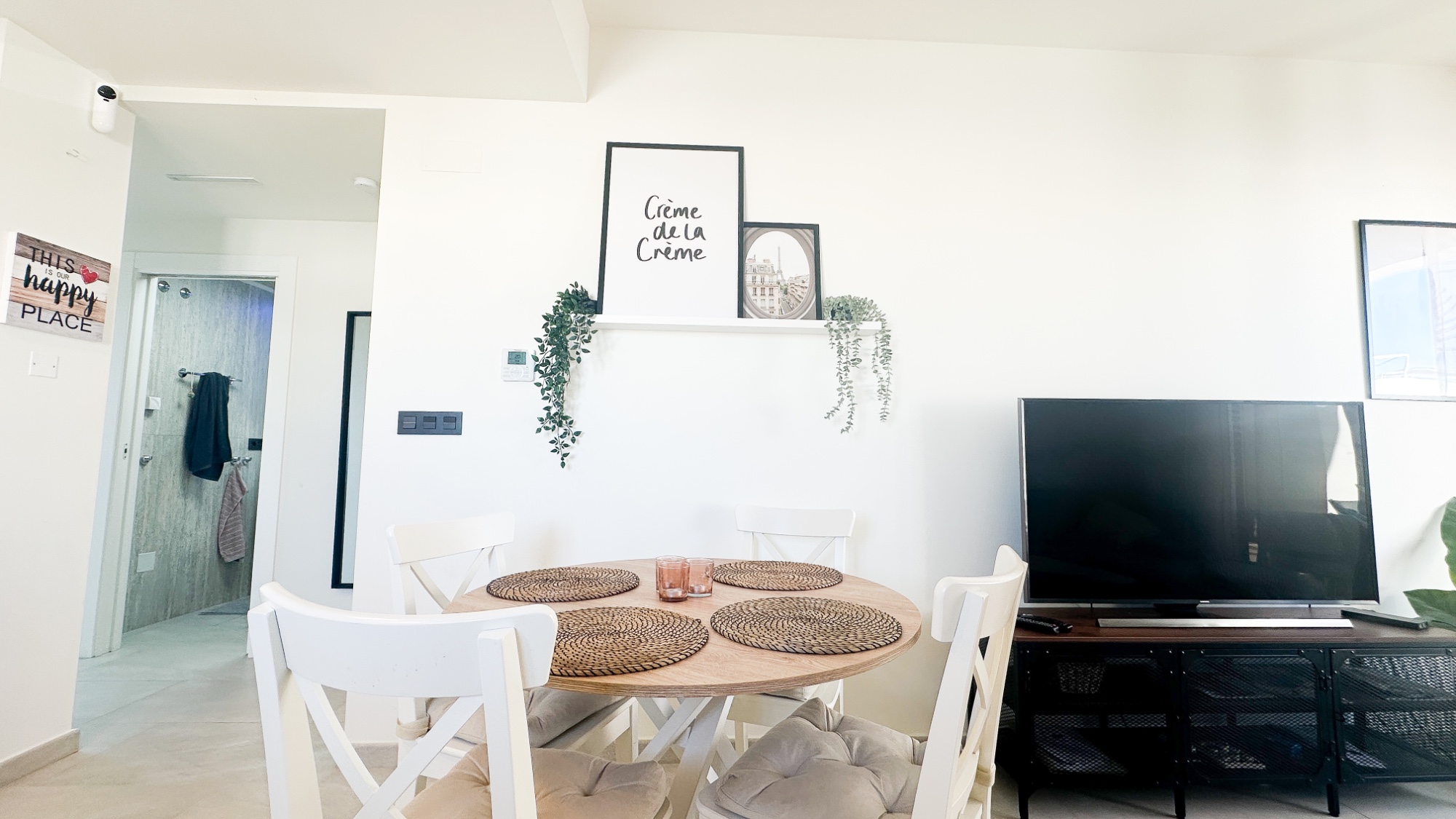 For sale - 3 Bedroom 2 Bathroom Apartment in Torrevieja - Costa Blanca  - Alicante