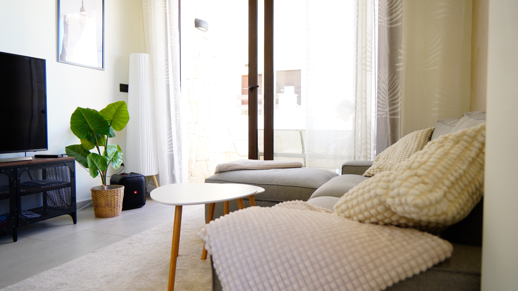 For sale - 3 Bedroom 2 Bathroom Apartment in Torrevieja - Costa Blanca  - Alicante