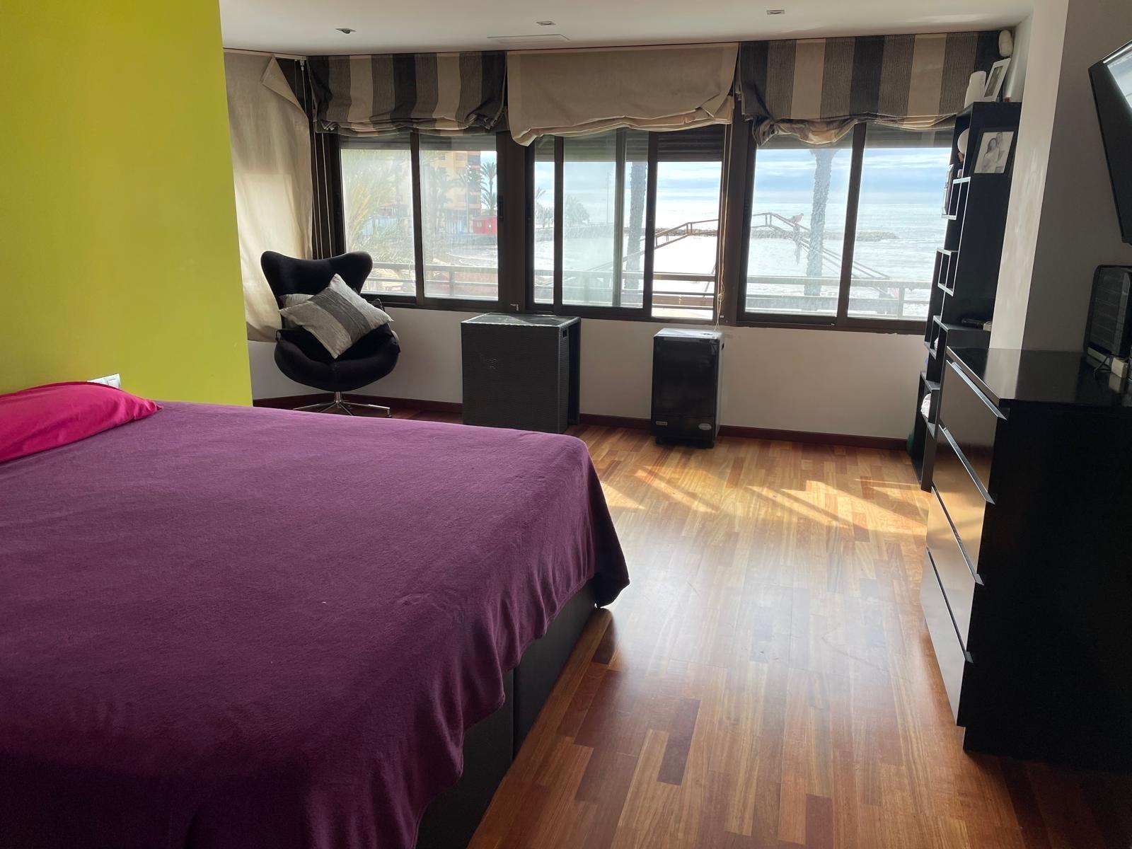 For sale - 4 Bedroom 3 Bathroom Duplex in Torrevieja - Playa Del Cura  - Alicante