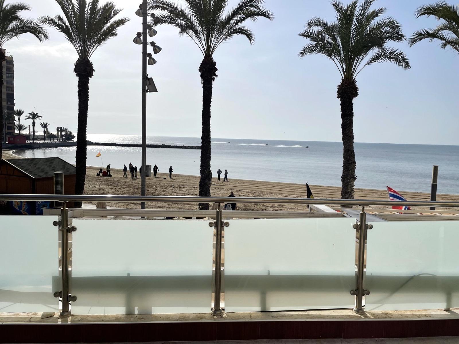 For sale - 4 Bedroom 3 Bathroom Duplex in Torrevieja - Playa Del Cura  - Alicante