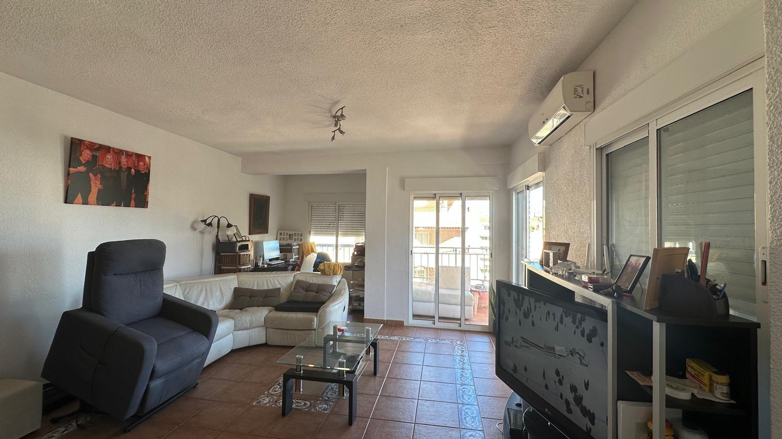 For sale - 3 Bedroom 1 Bathroom Apartment in Torrevieja - Estacion De Autobuses  - Alicante