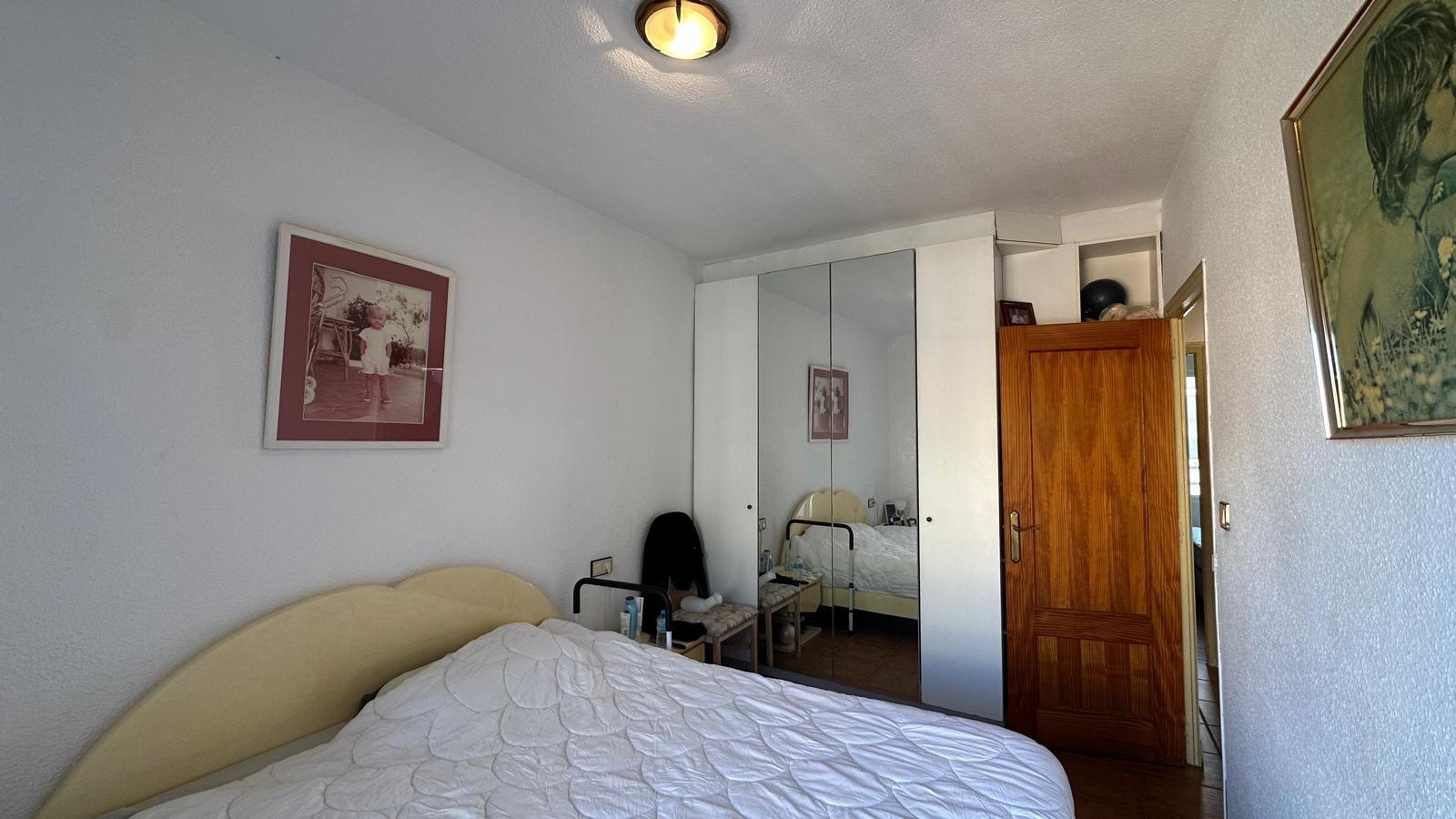 For sale - 3 Bedroom 1 Bathroom Apartment in Torrevieja - Estacion De Autobuses  - Alicante