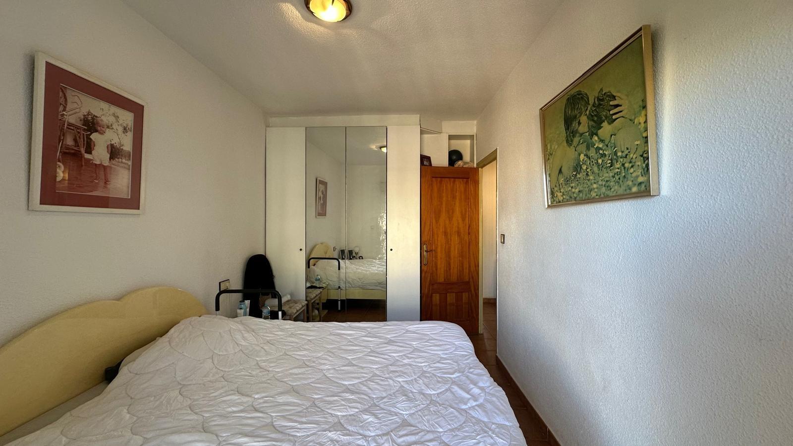 For sale - 3 Bedroom 1 Bathroom Apartment in Torrevieja - Estacion De Autobuses  - Alicante