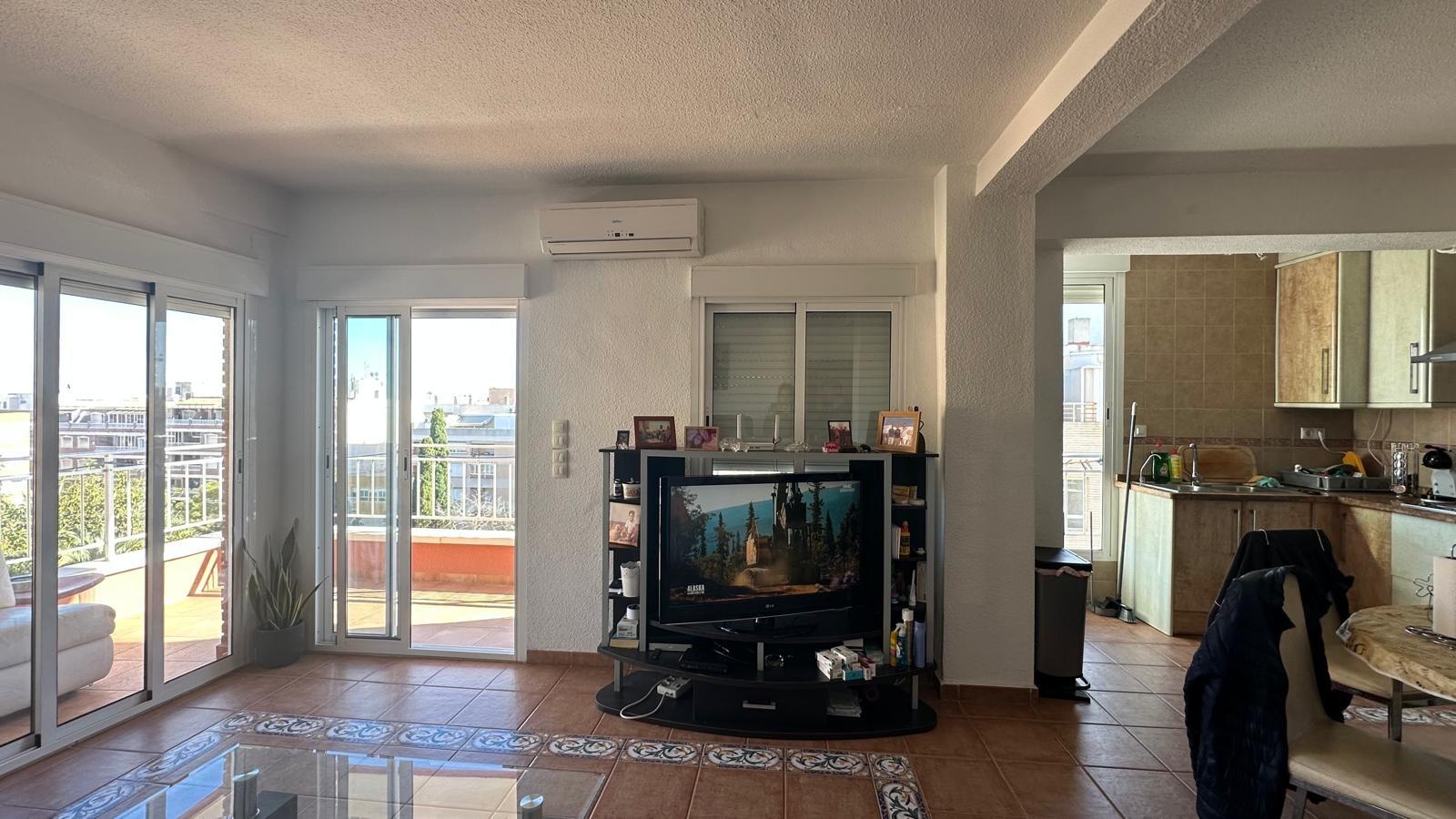 For sale - 3 Bedroom 1 Bathroom Apartment in Torrevieja - Estacion De Autobuses  - Alicante