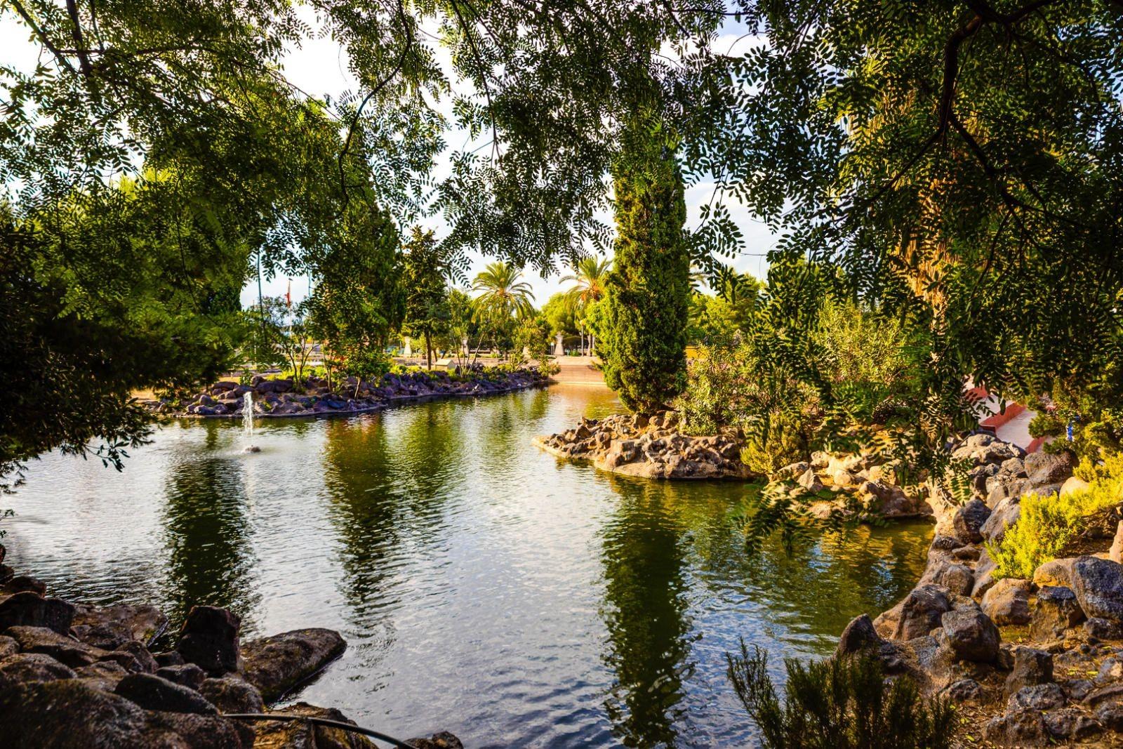 For sale - 2 Bedroom 1 Bathroom Penthouse in Torrevieja - Centro  - Alicante