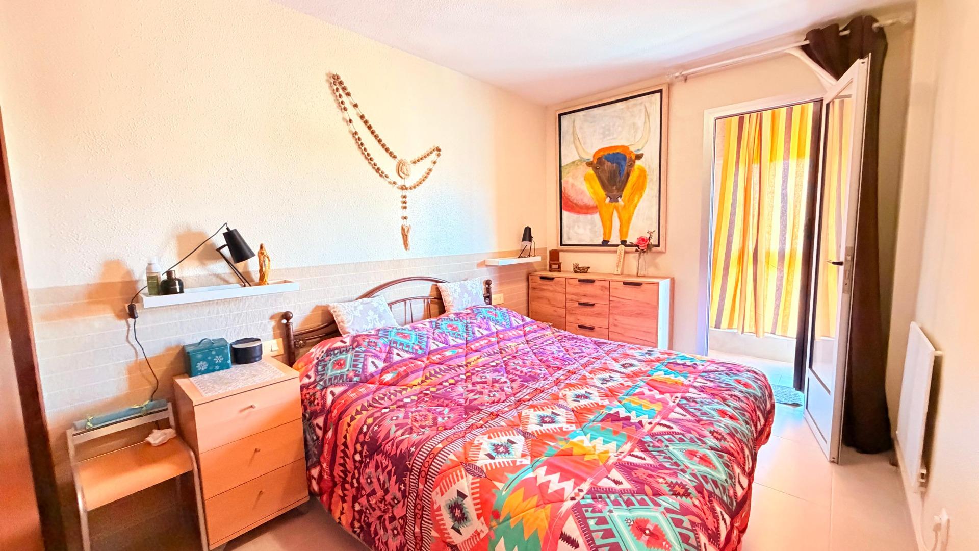 For sale - 2 Bedroom 1 Bathroom Apartment in Torrevieja - Playa De Los Naufragos  - Alicante