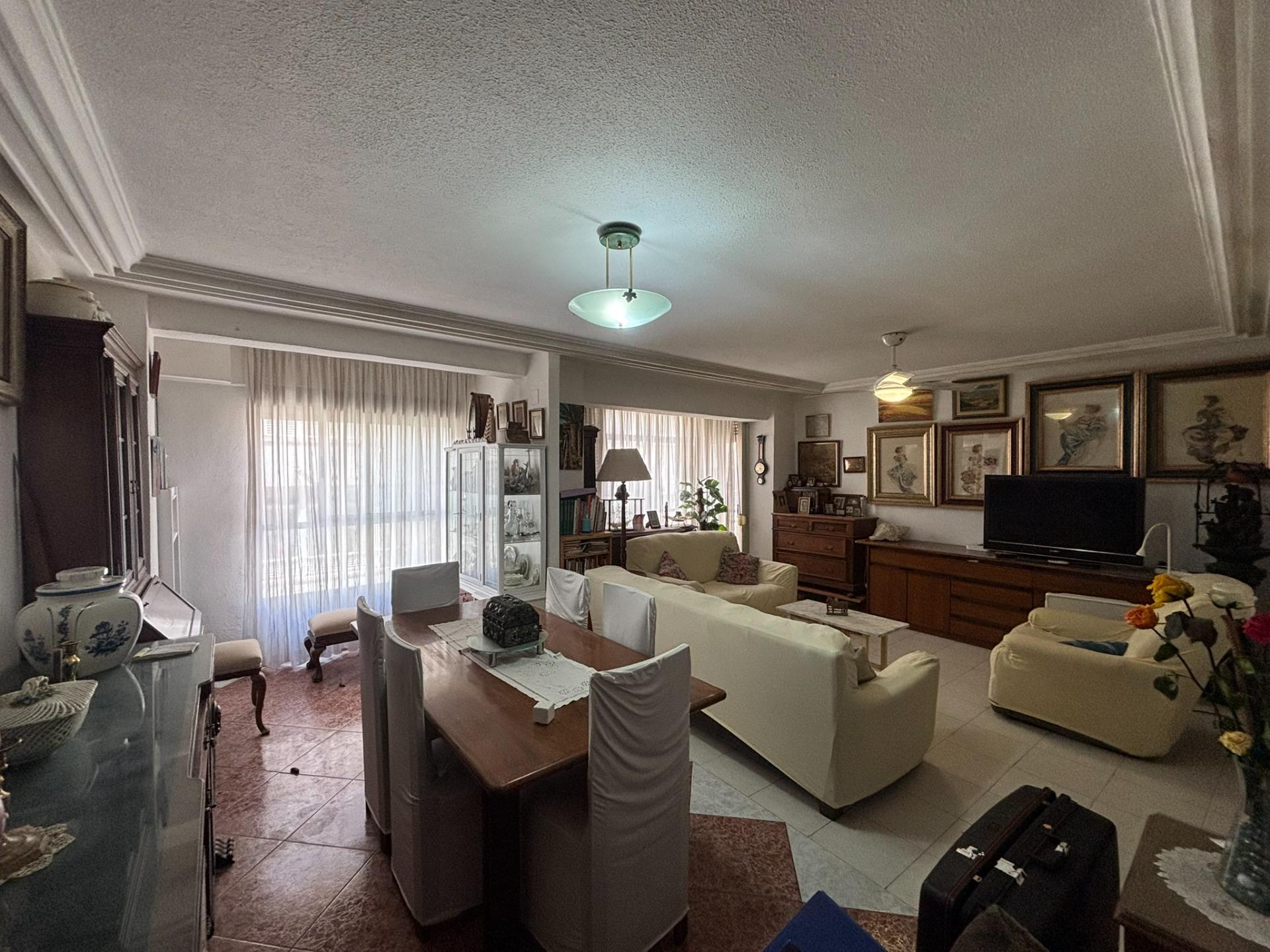 For sale - 2 Bedroom 1 Bathroom Apartment in Torrevieja - Torrevieja  - Alicante