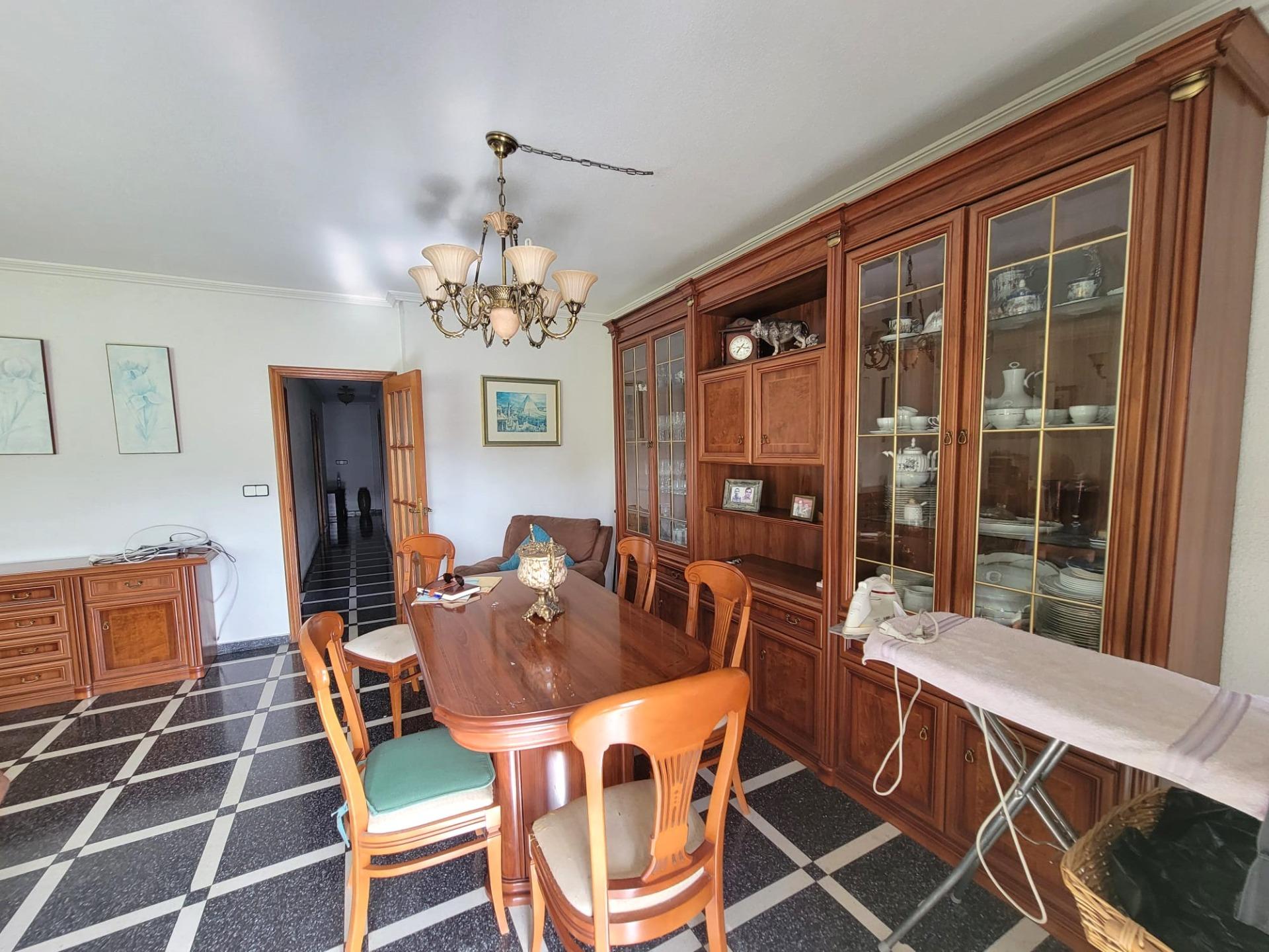 For sale - 2 Bedroom 2 Bathroom Apartment in Torrevieja - Centro  - Alicante