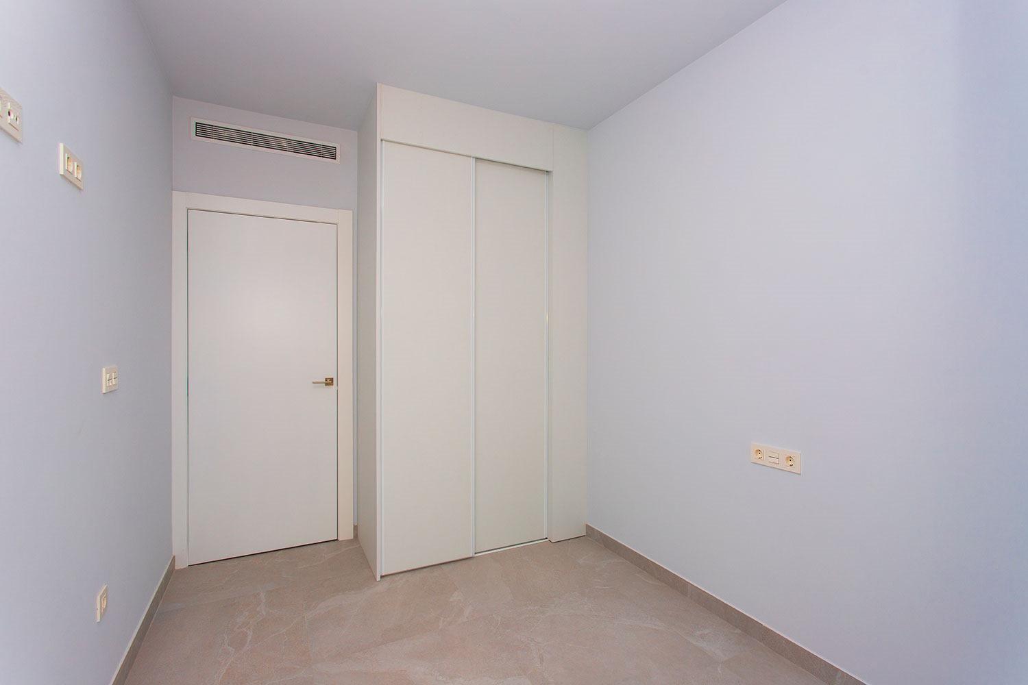 For sale - 2 Bedroom 2 Bathroom Apartment in Torrevieja - Playa Del Cura  - Alicante