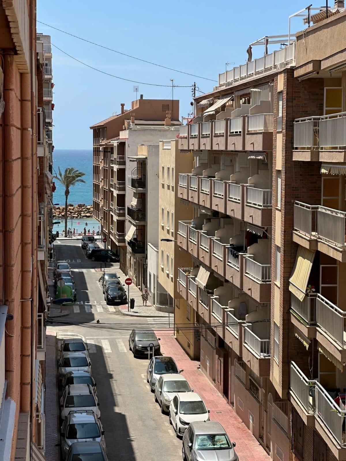 For sale - 2 Bedroom 2 Bathroom Apartment in Torrevieja - Playa Del Cura  - Alicante