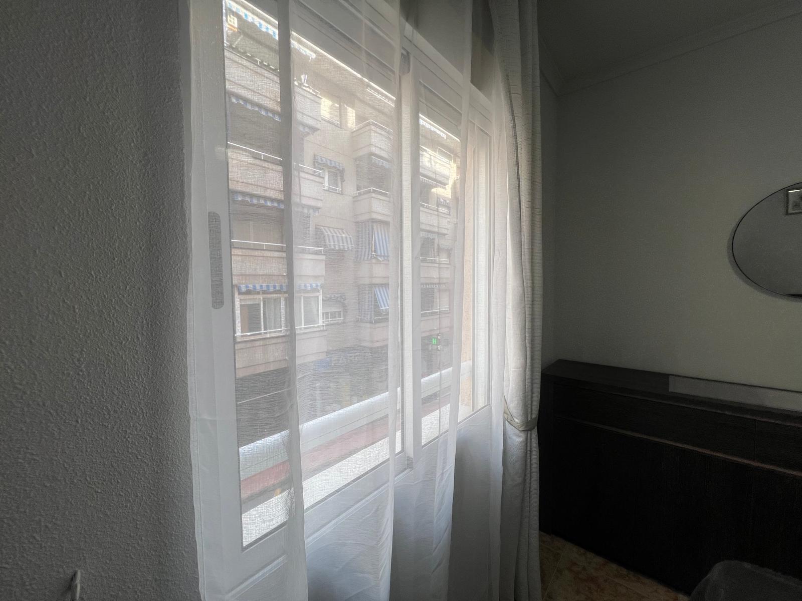 For sale - 2 Bedroom 1 Bathroom Apartment in Torrevieja - Centro  - Alicante