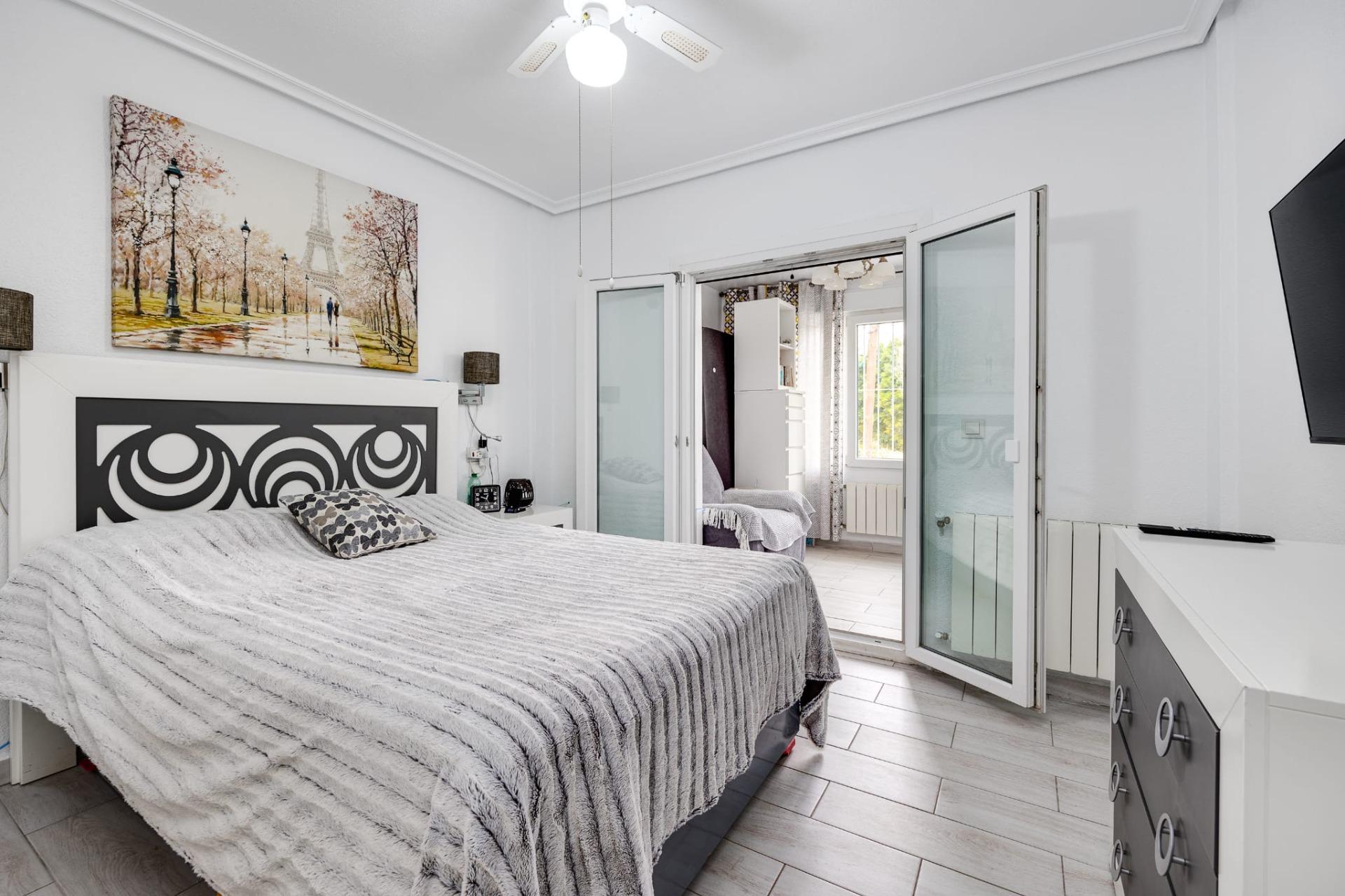 For sale - 3 Bedroom 1 Bathroom Town House in Torrevieja - Calas Blanca  - Alicante