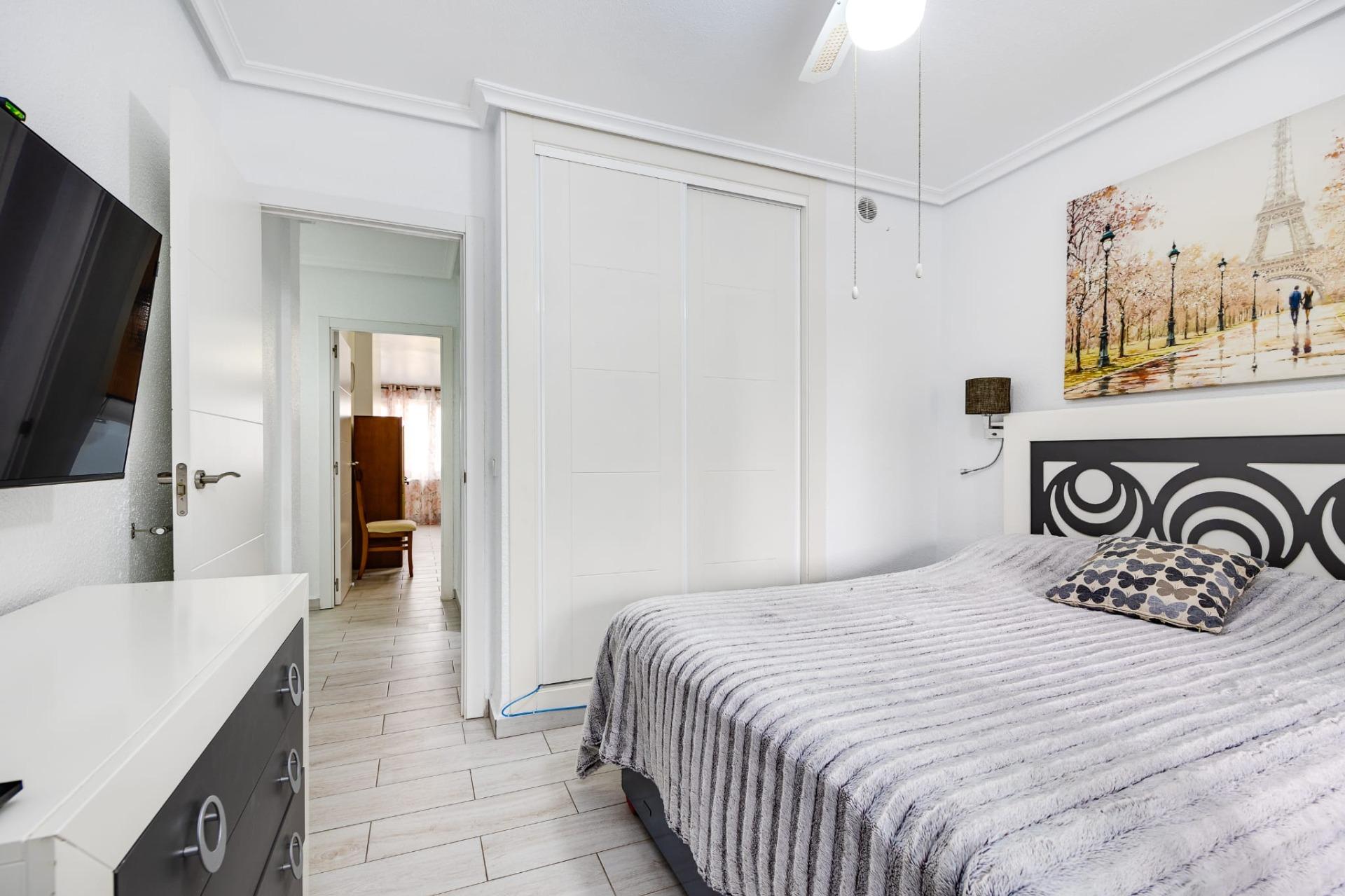 For sale - 3 Bedroom 1 Bathroom Town House in Torrevieja - Calas Blanca  - Alicante