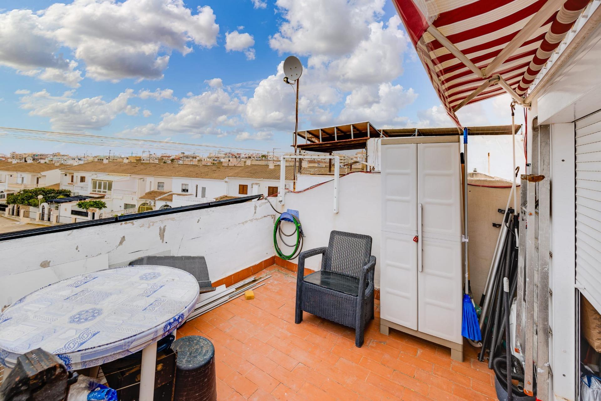 For sale - 3 Bedroom 1 Bathroom Town House in Torrevieja - Calas Blanca  - Alicante