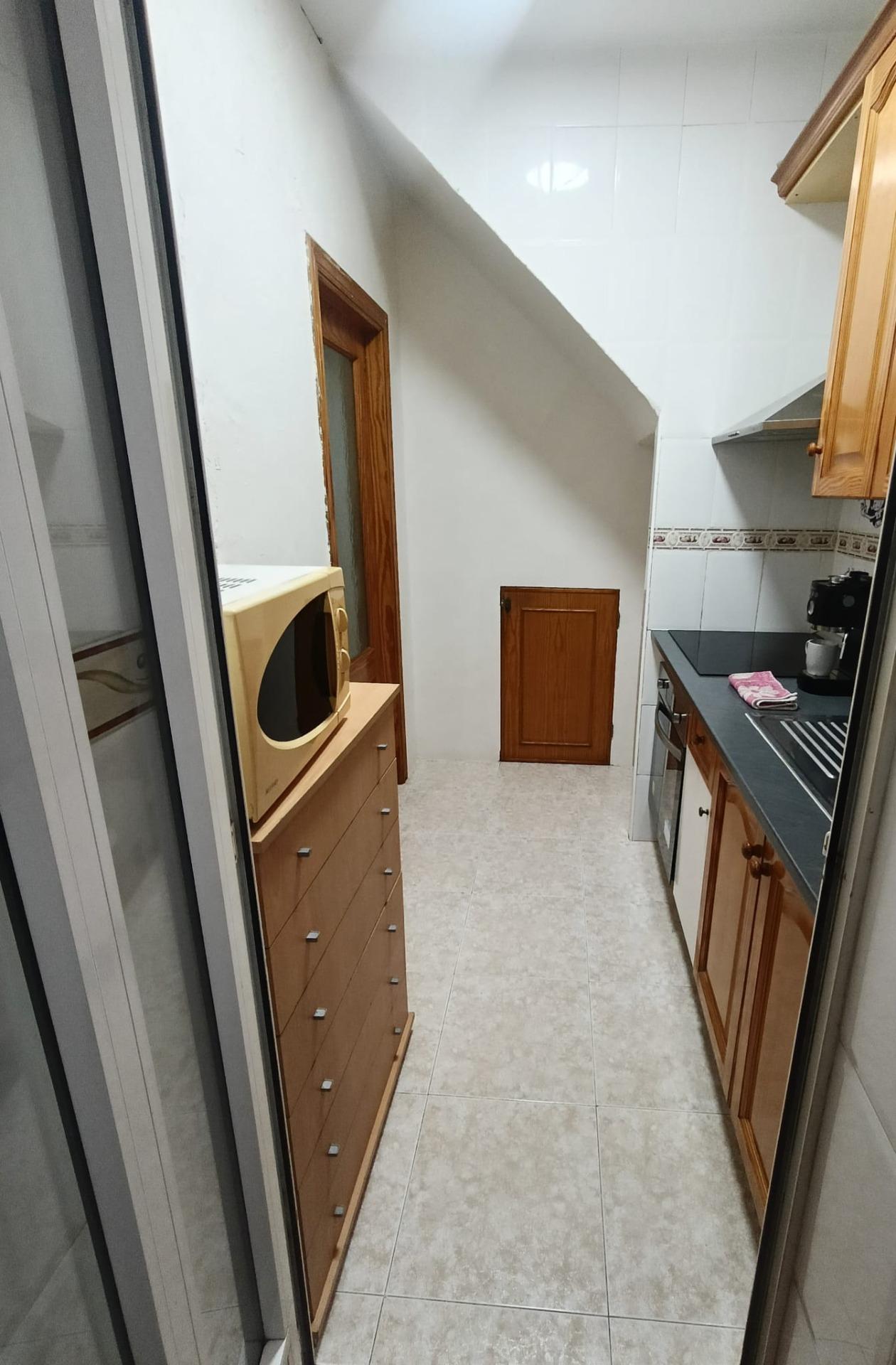 For sale - 4 Bedroom 1 Bathroom Town House in Torrevieja - Torretas  - Alicante