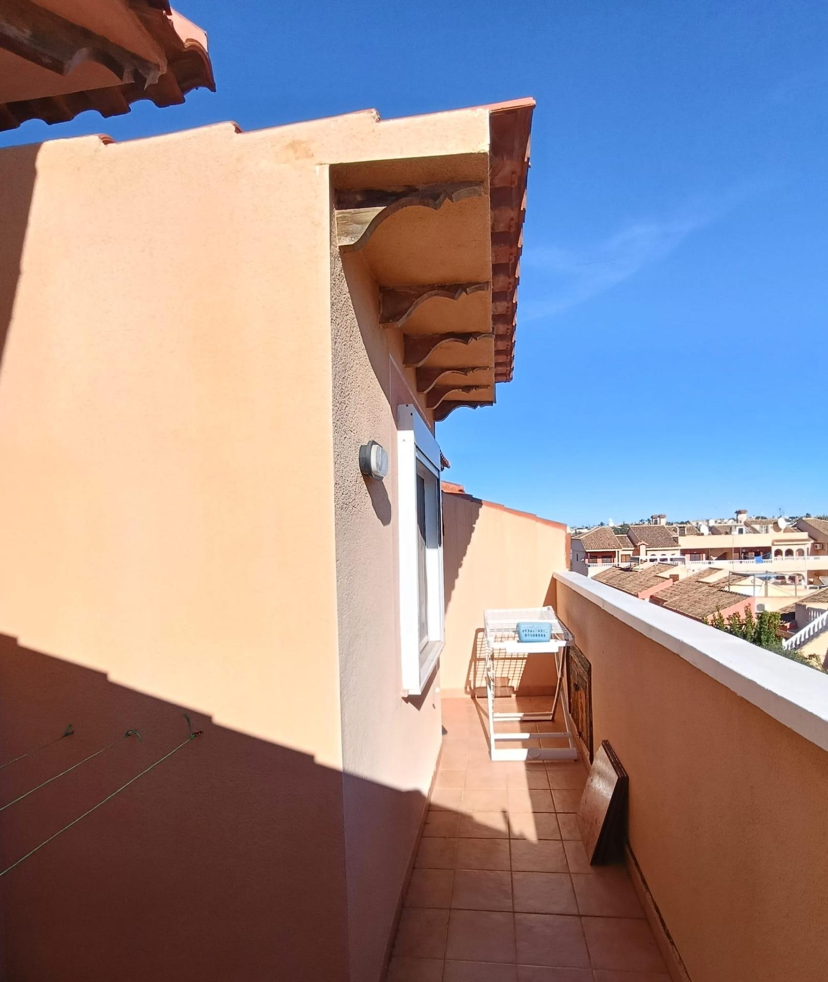 For sale - 4 Bedroom 1 Bathroom Town House in Torrevieja - Torretas  - Alicante