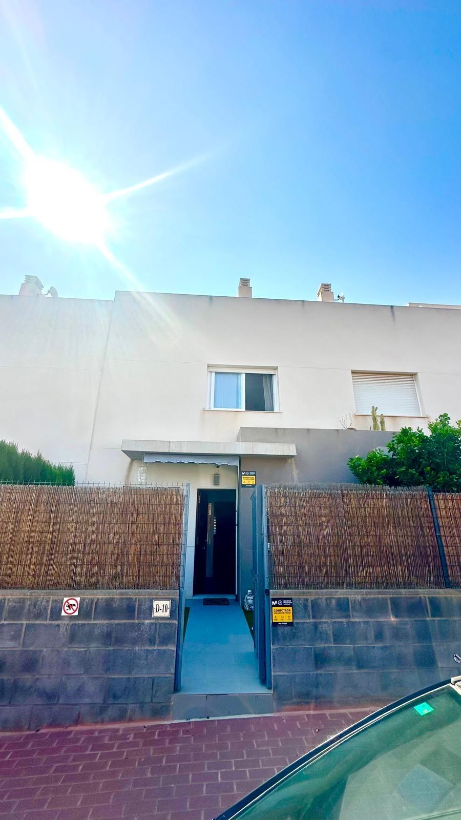 For sale - 2 Bedroom 1 Bathroom Town House in Torrevieja - aguas nuevas  - Alicante