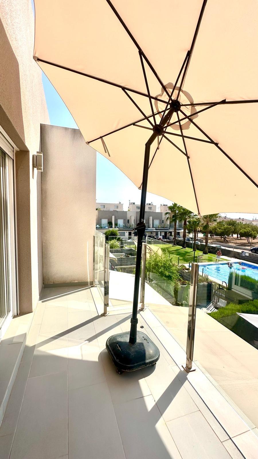 For sale - 2 Bedroom 1 Bathroom Town House in Torrevieja - aguas nuevas  - Alicante