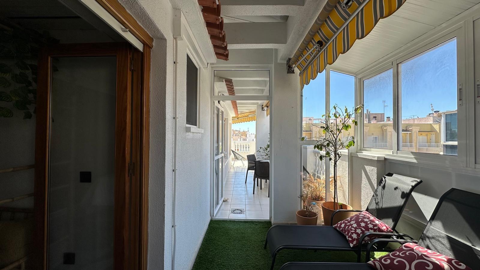 For sale - 2 Bedroom 1 Bathroom Apartment in Torrevieja - Centro  - Alicante