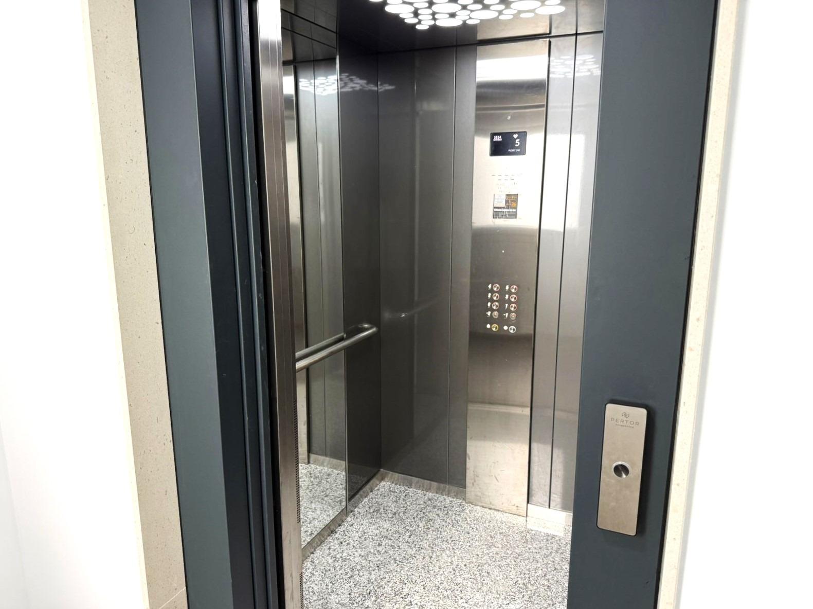 For sale - 2 Bedroom 2 Bathroom Apartment in Torrevieja - PARQUE DE LAS NACIONES  - Alicante