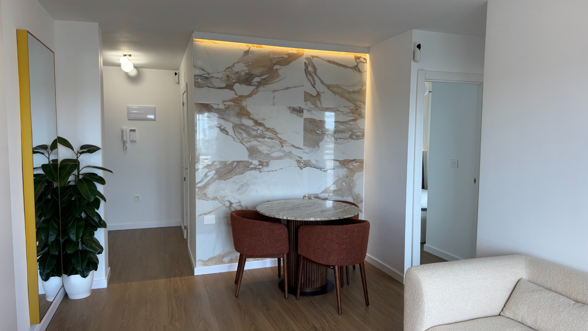 For sale - 2 Bedroom 1 Bathroom Apartment in Torrevieja - Costa Blanca  - Alicante