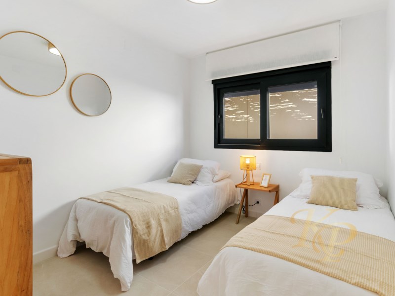 For sale - 3 Bedroom 2 Bathroom Villa in Torrevieja - Costa Blanca  - Alicante