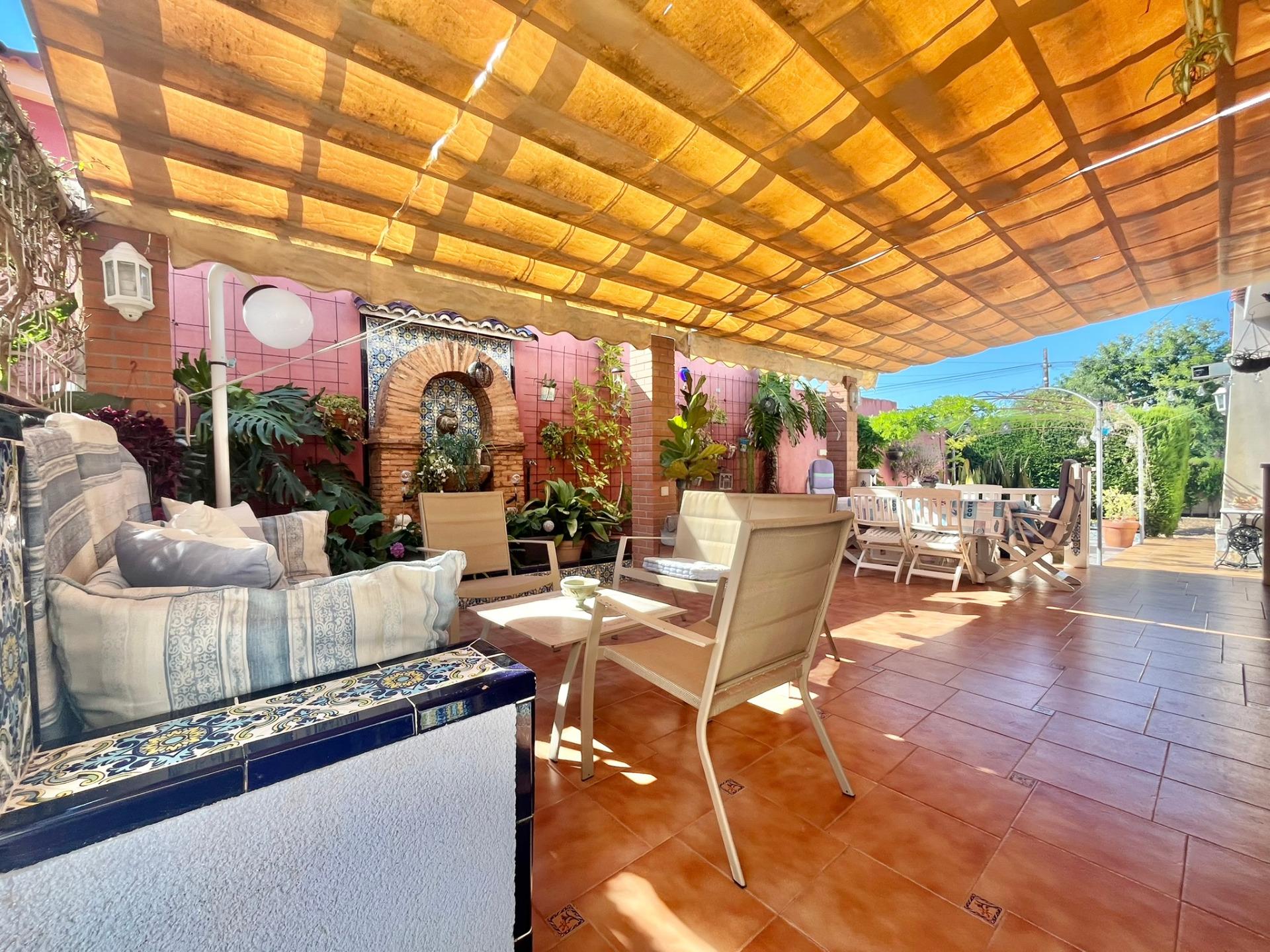 For sale - 3 Bedroom 2 Bathroom Villa in Torrevieja - Los Balcones - Los Altos Del Edén  - Alicante