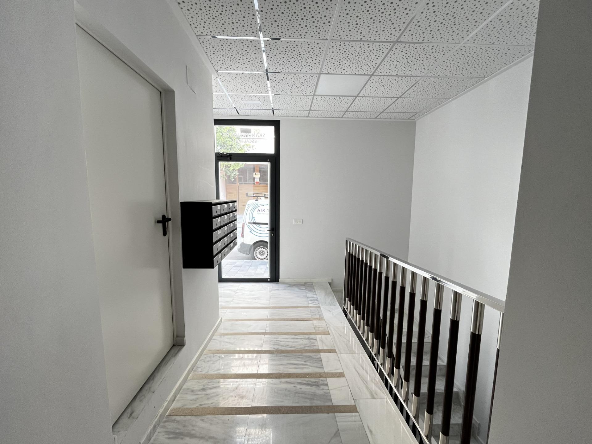 For sale - 2 Bedroom 2 Bathroom Apartment in Torrevieja - Playa Del Cura  - Alicante