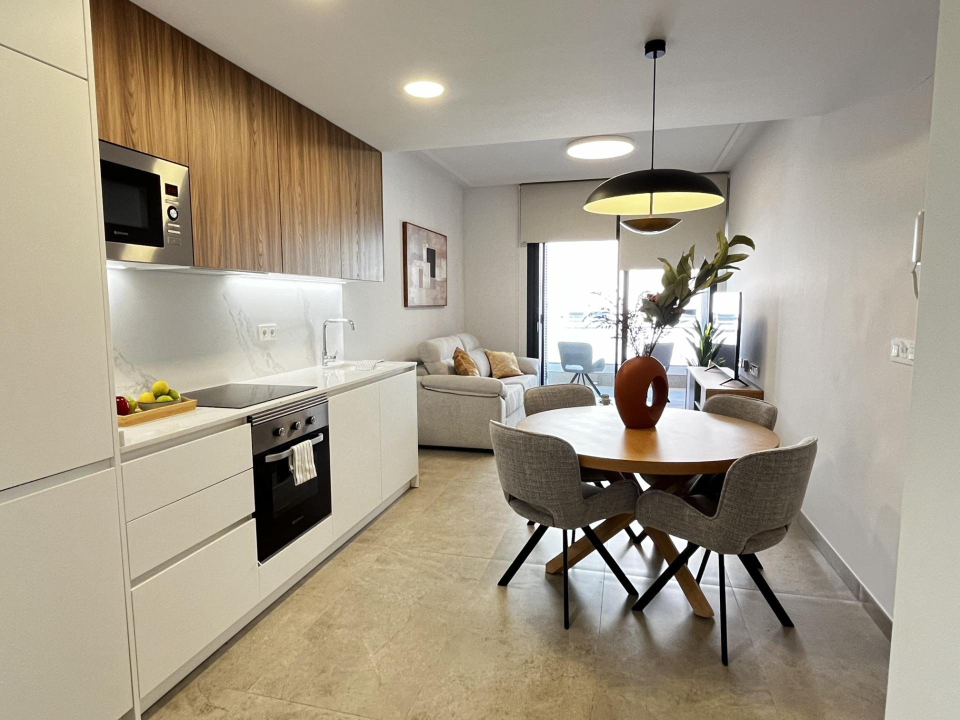 For sale - 2 Bedroom 2 Bathroom Apartment in Torrevieja - Playa Del Cura  - Alicante