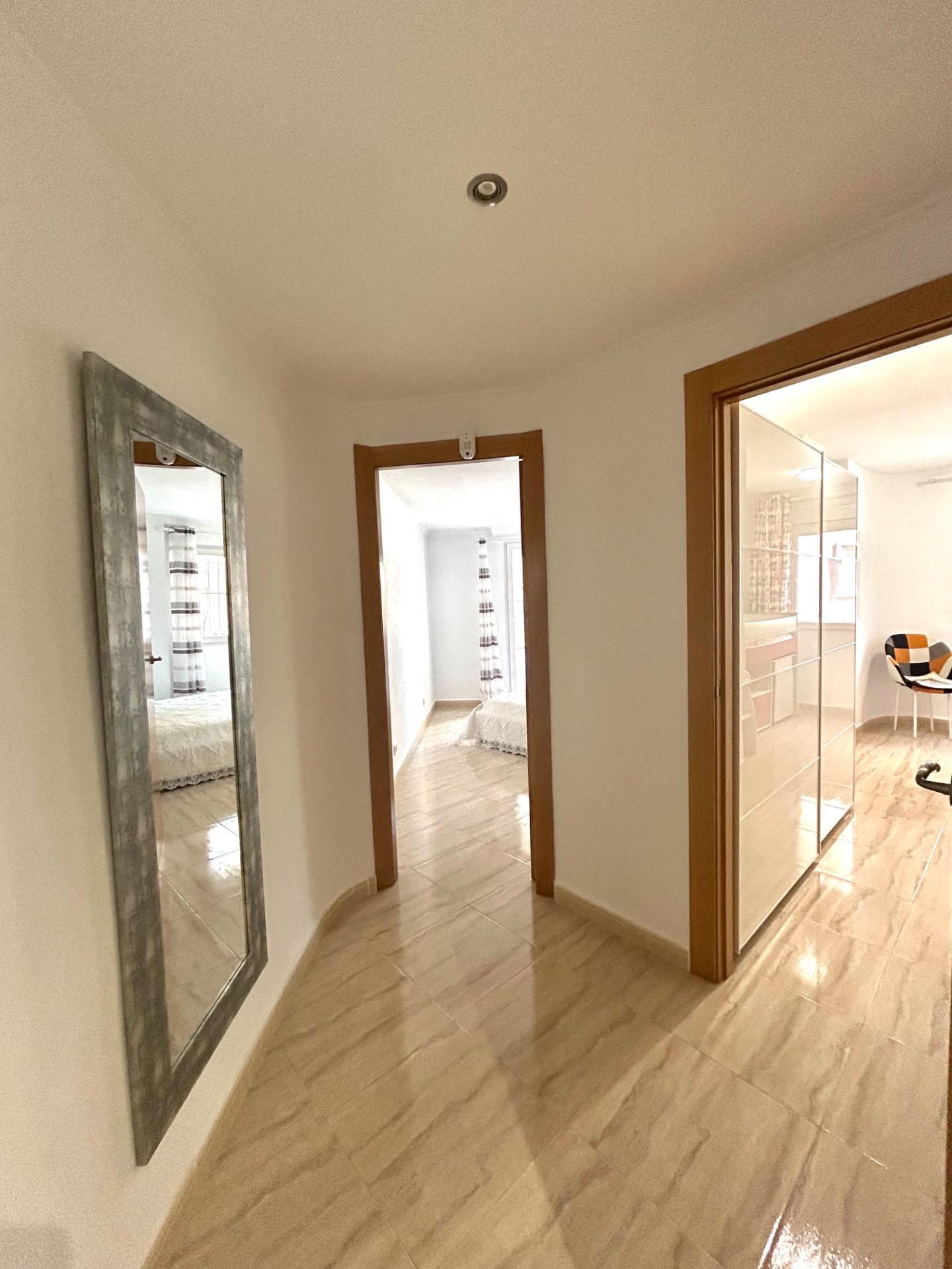 For sale - 3 Bedroom 1 Bathroom Apartment in Torrevieja - Playa Del Cura  - Alicante