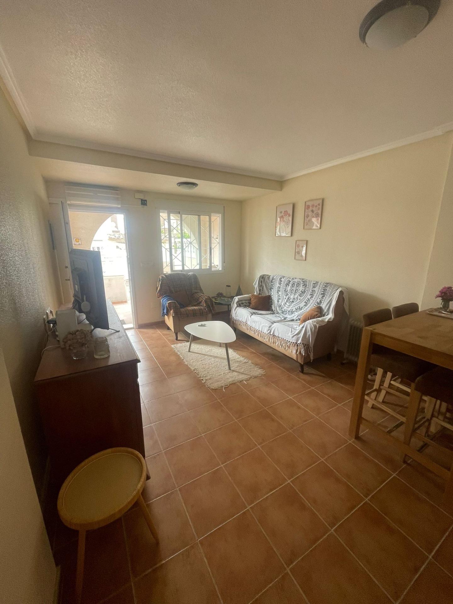 For sale - 3 Bedroom 2 Bathroom Quad House in Torrevieja - aguas nuevas  - Alicante