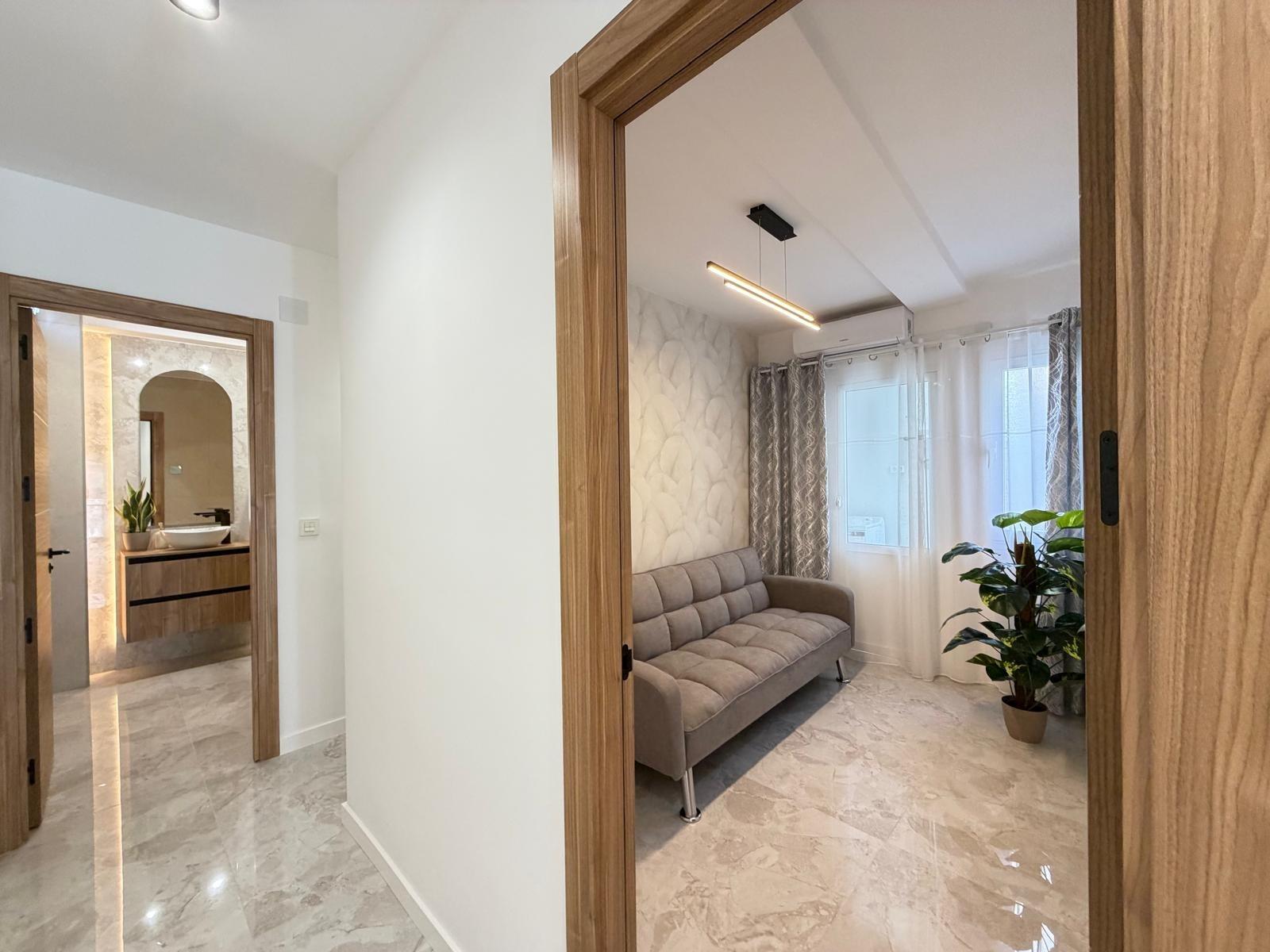 For sale - 3 Bedroom 1 Bathroom Penthouse in Torrevieja - Estacion De Autobuses  - Alicante