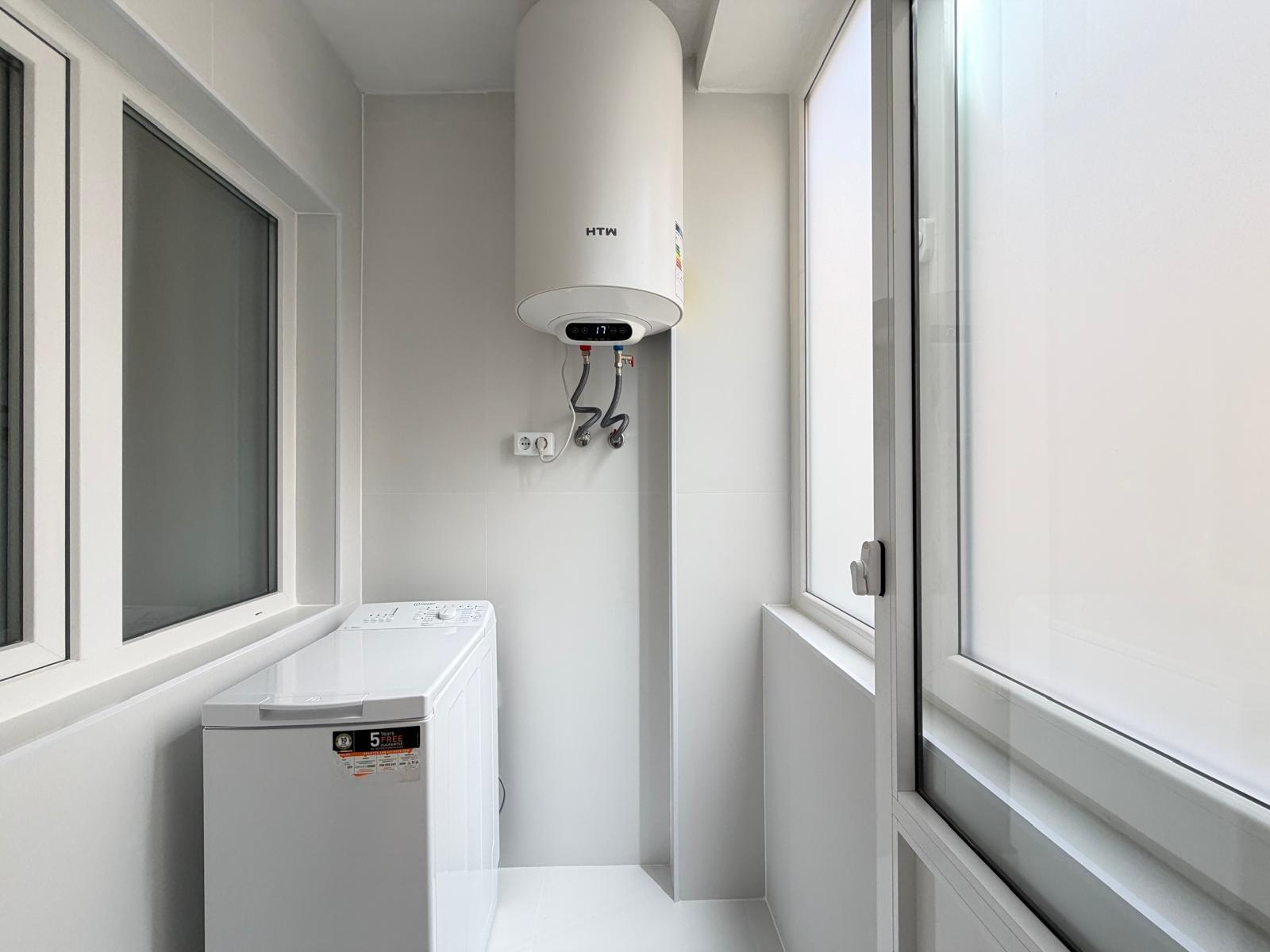 For sale - 3 Bedroom 1 Bathroom Penthouse in Torrevieja - Estacion De Autobuses  - Alicante