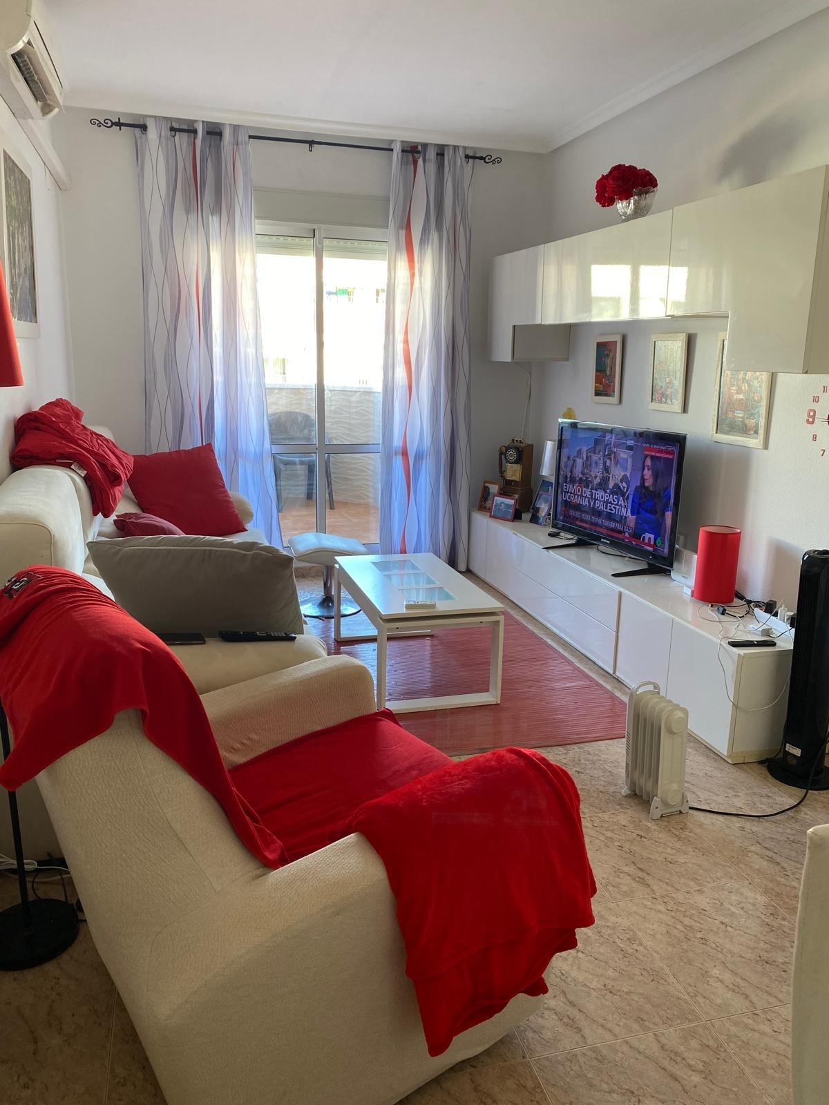 For sale - 3 Bedroom 2 Bathroom Penthouse in Torrevieja - Estacion De Autobuses  - Alicante