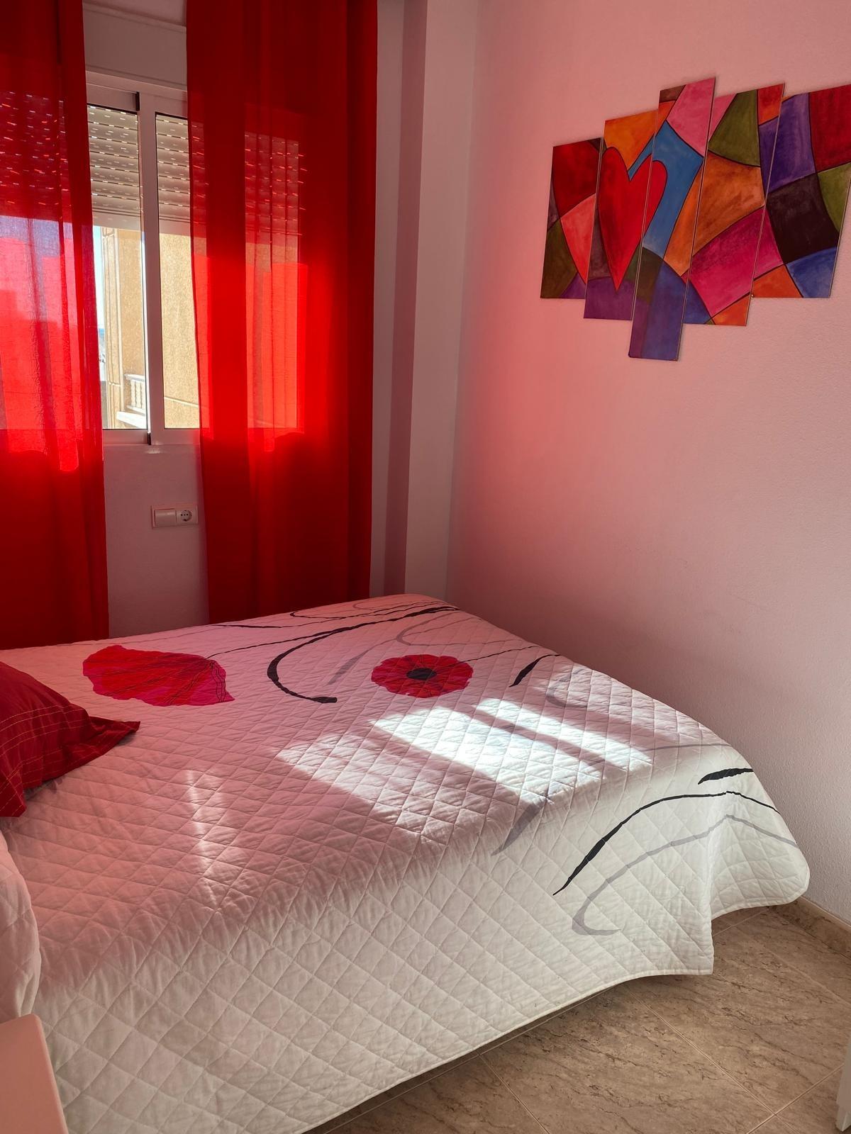 For sale - 3 Bedroom 2 Bathroom Penthouse in Torrevieja - Estacion De Autobuses  - Alicante