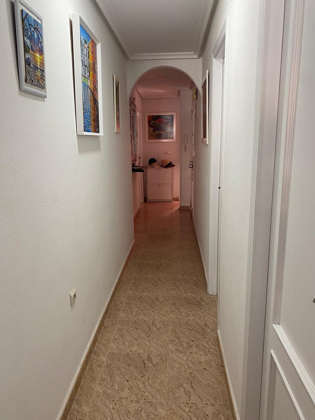 For sale - 3 Bedroom 2 Bathroom Penthouse in Torrevieja - Estacion De Autobuses  - Alicante