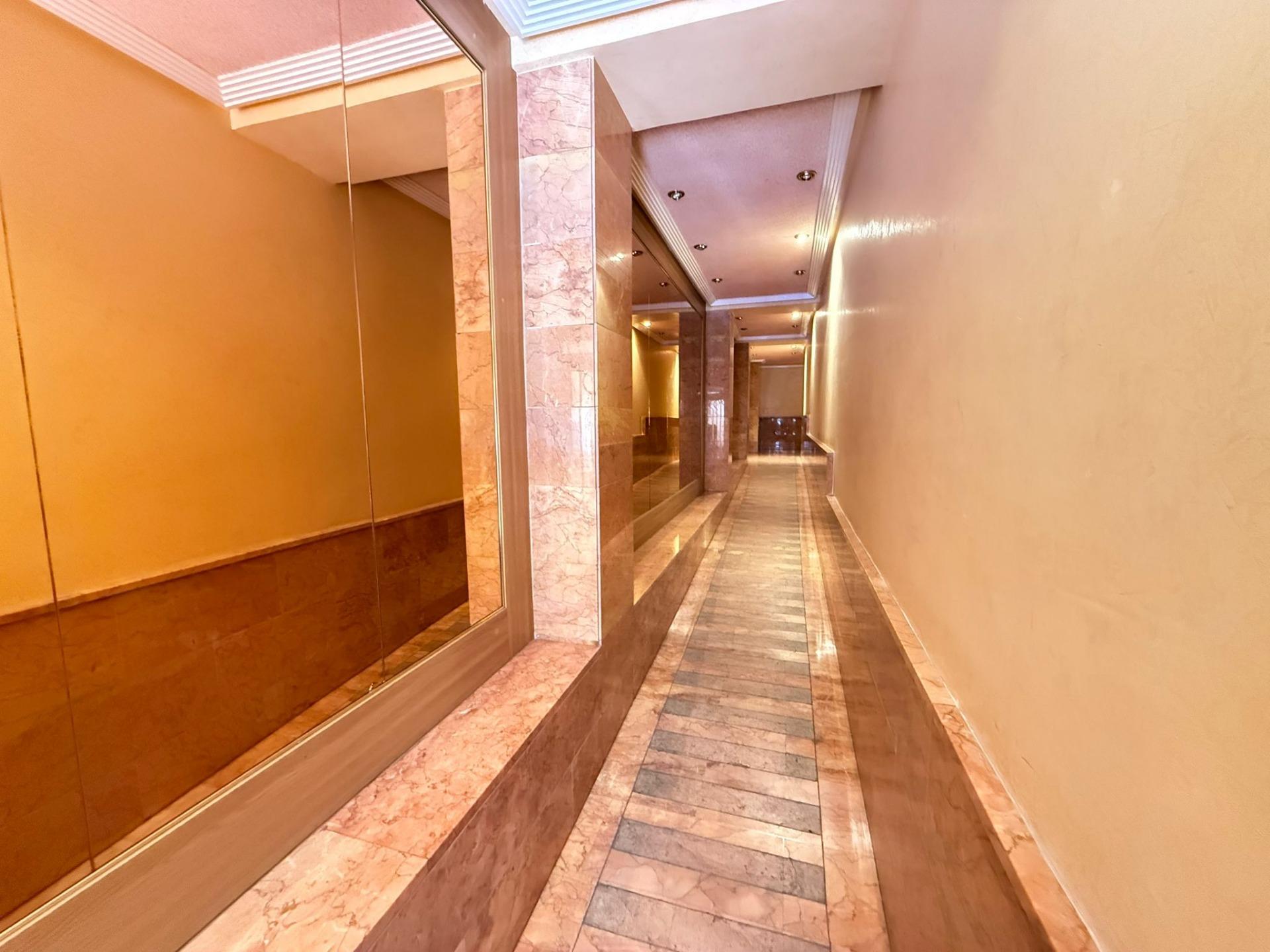 For sale - 2 Bedroom 1 Bathroom Apartment in Torrevieja - Playa Del Cura  - Alicante