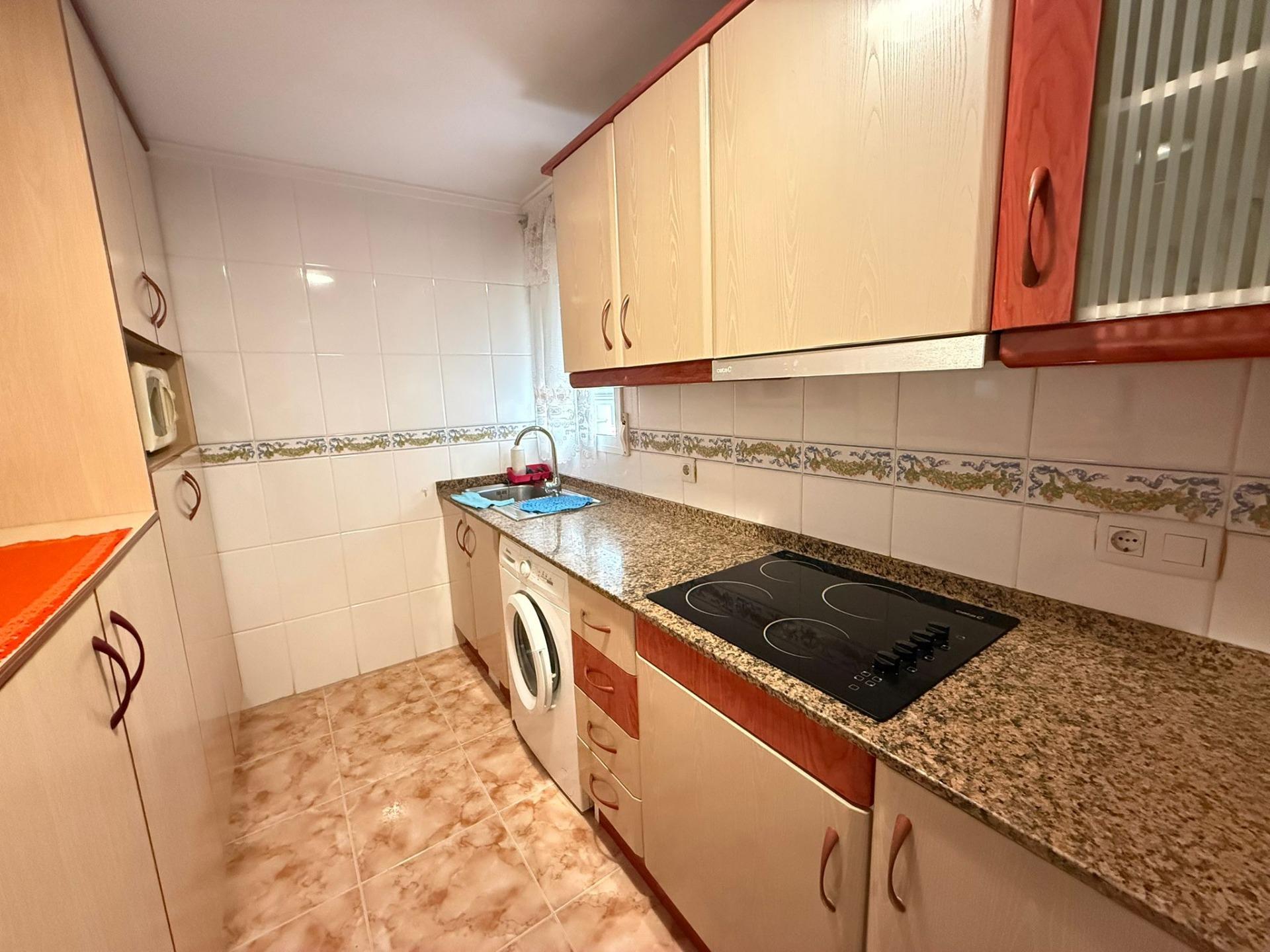 For sale - 2 Bedroom 1 Bathroom Apartment in Torrevieja - Playa Del Cura  - Alicante